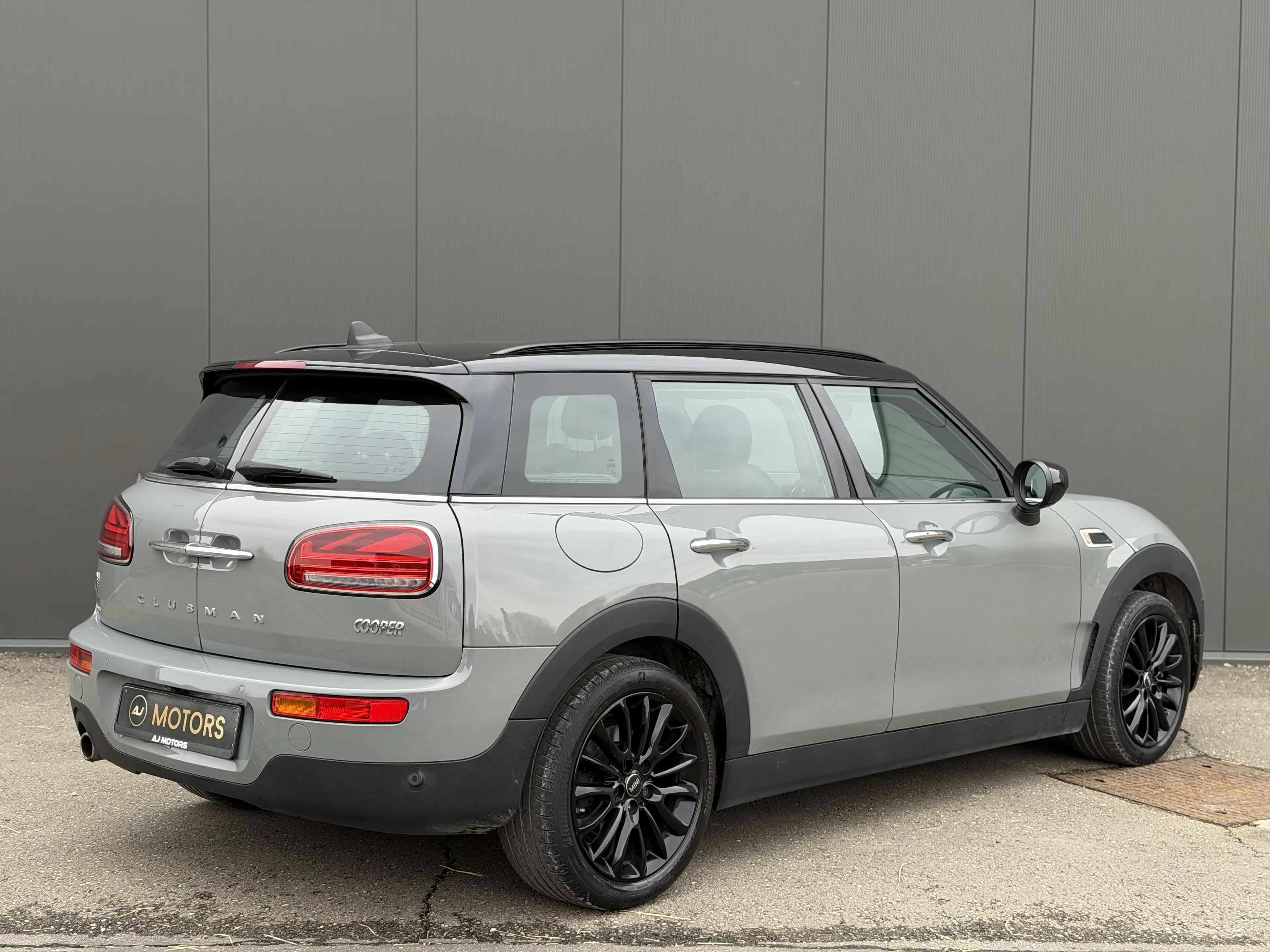 MINI Cooper Clubman 1.5i 136cv - Digital cockpit - GPS - Camera — photo 2
