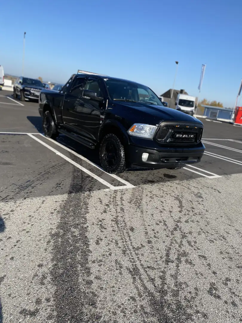 Dodge RAM Laramie Schwarz - 2