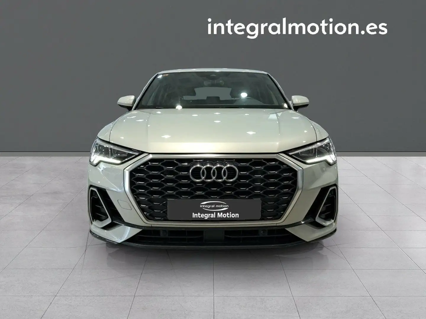 Audi Q3 45 TFSI e 180kW S tronic S Line Gris - 2