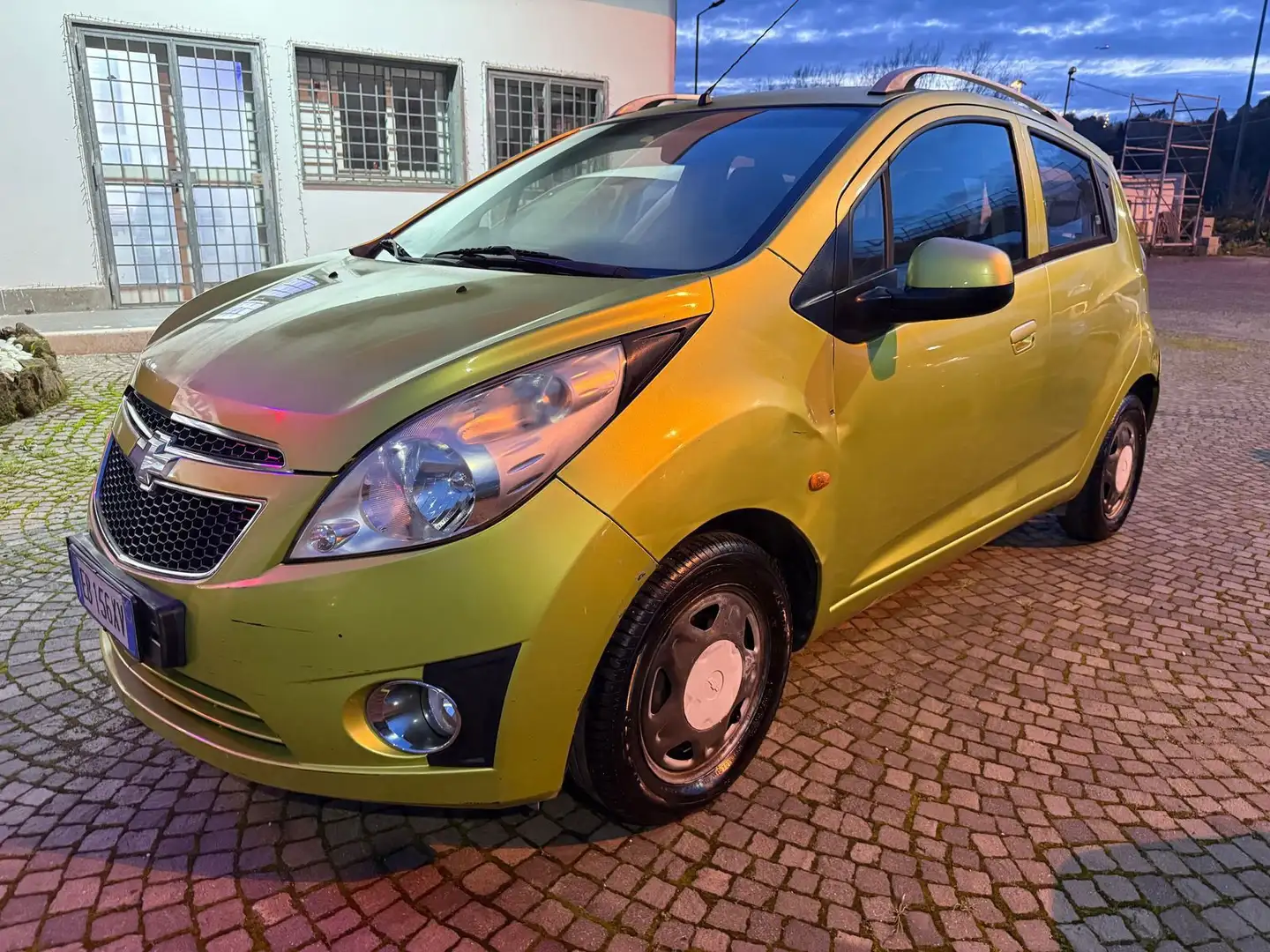 Chevrolet Spark 1.0 LS - 1