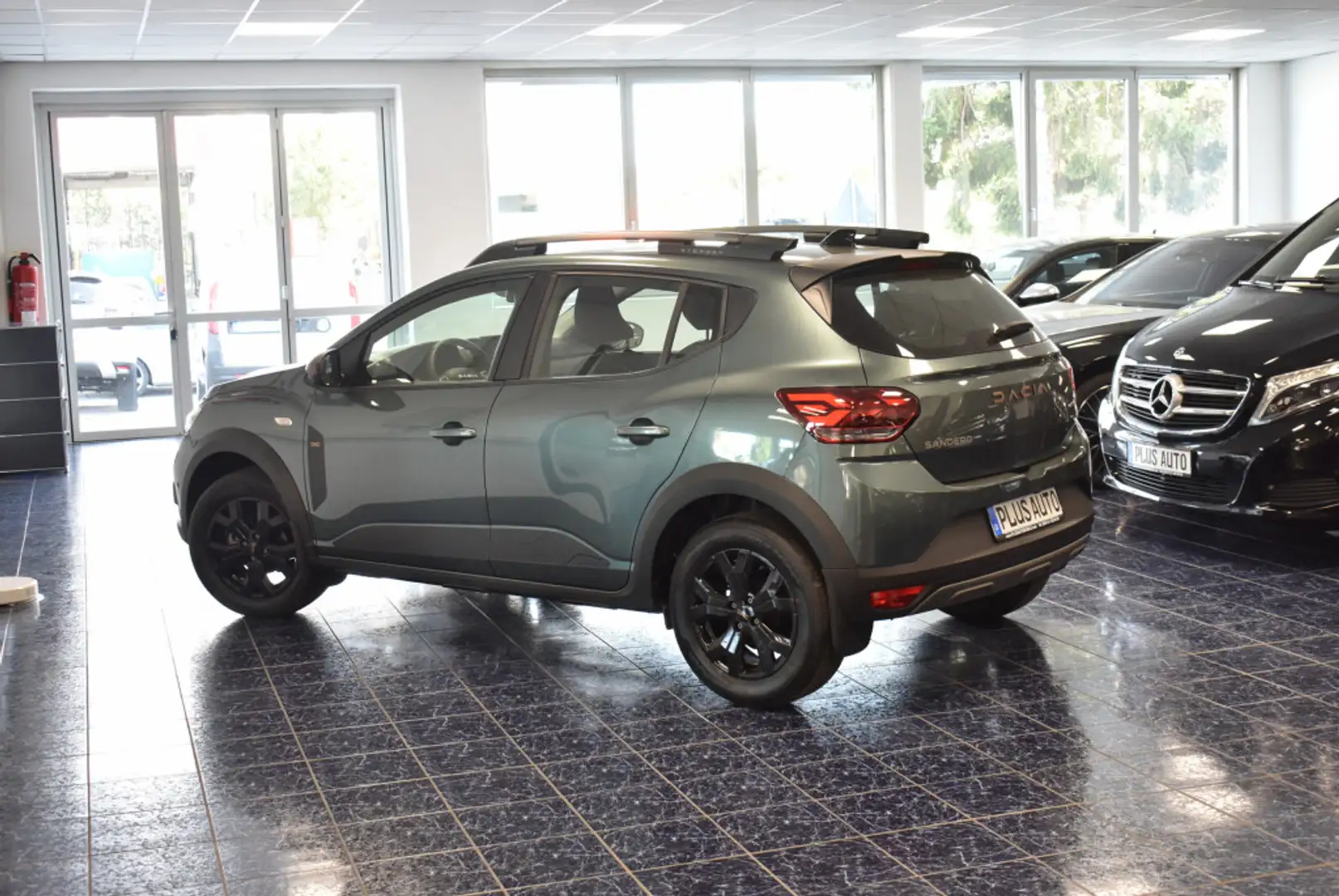 Dacia Sandero Stepway Extreme Aut Navi LED Kamera Temp Grün - 2