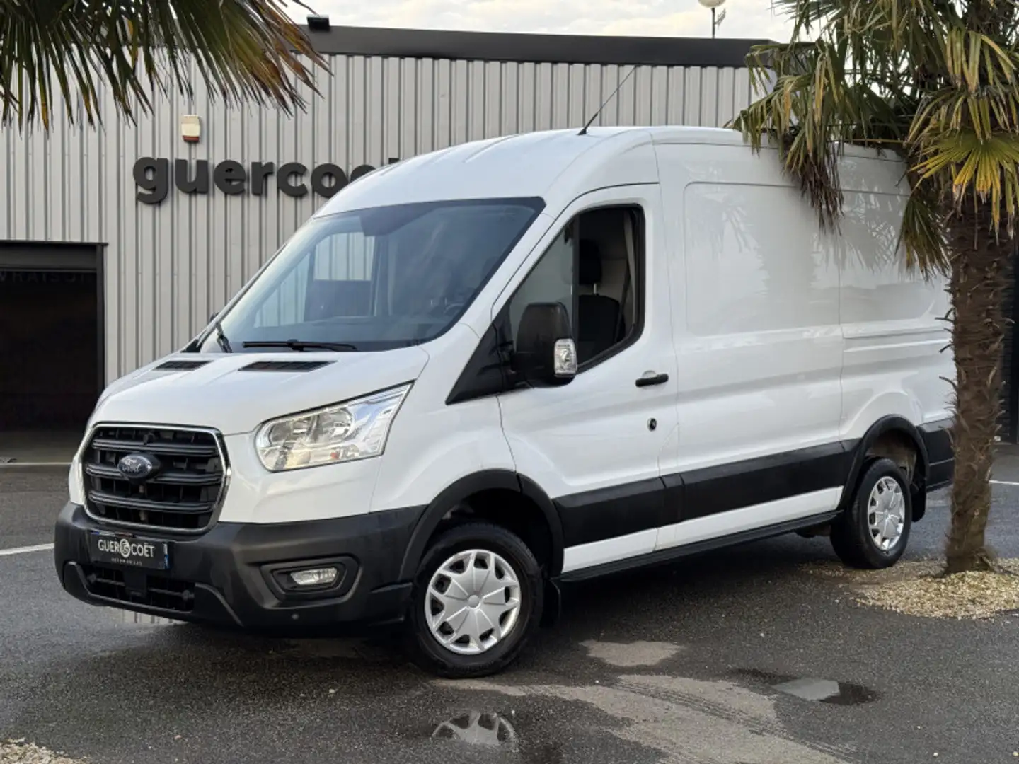 Ford Transit T310 L2H2 2.0 ECOBLUE 105CH S\u0026S AMBIENTE Blanc - 1