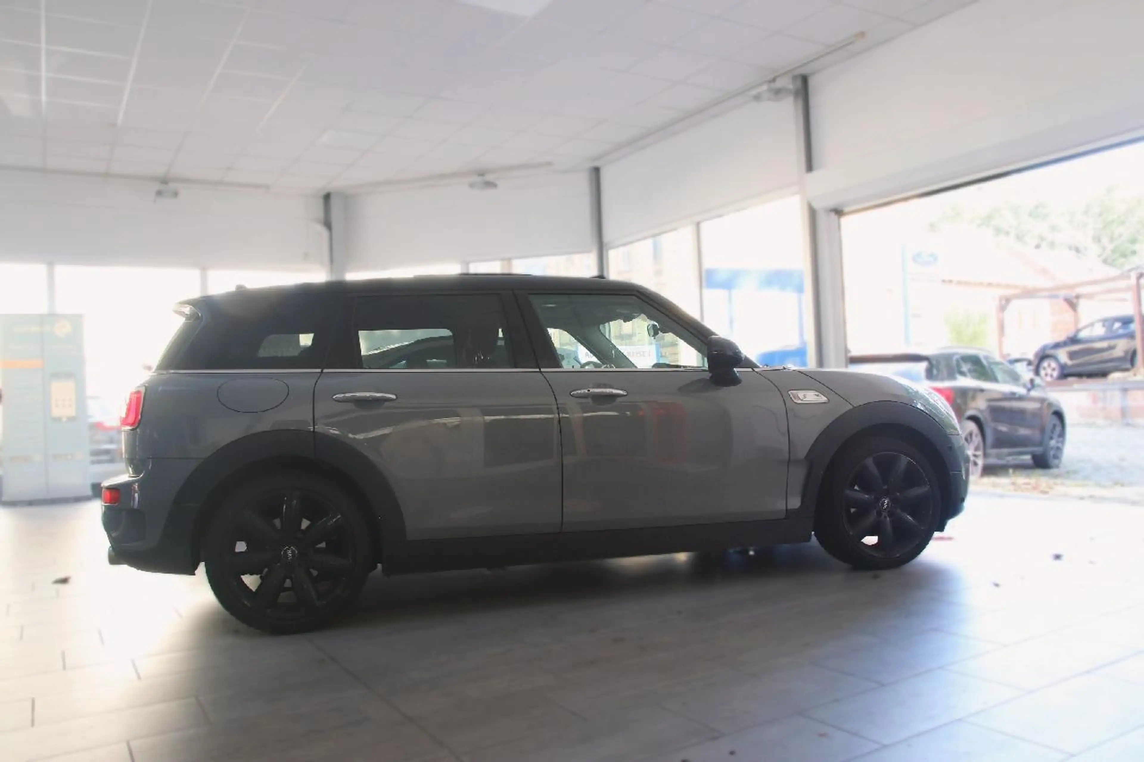 MINI Cooper S Clubman Cooper S — photo 10