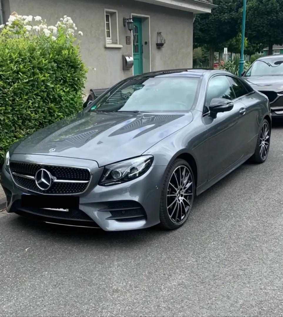 Mercedes-Benz E 400 d 4Matic Coupe 9G-TRONIC AMG Line Szary - 2