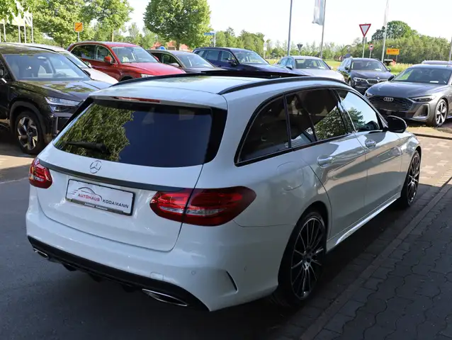 Mercedes-Benz C-Class view 10