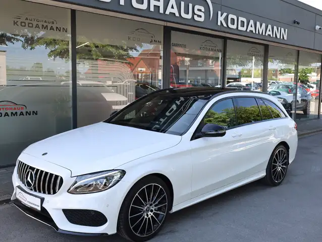 Mercedes-Benz C-Class view 5