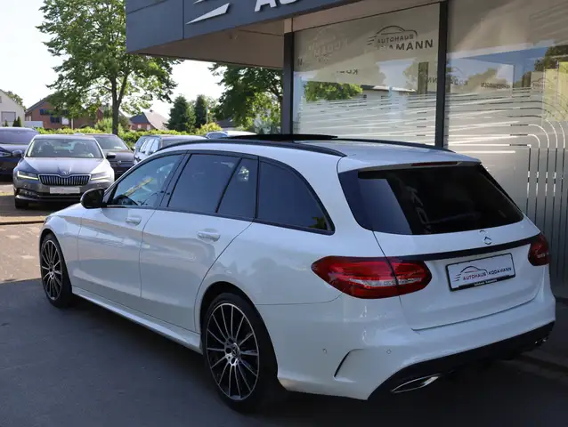 Mercedes-Benz C-Class view 7