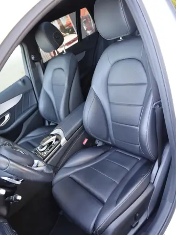 Mercedes-Benz C-Class view 12