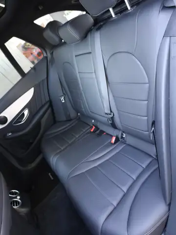 Mercedes-Benz C-Class view 13