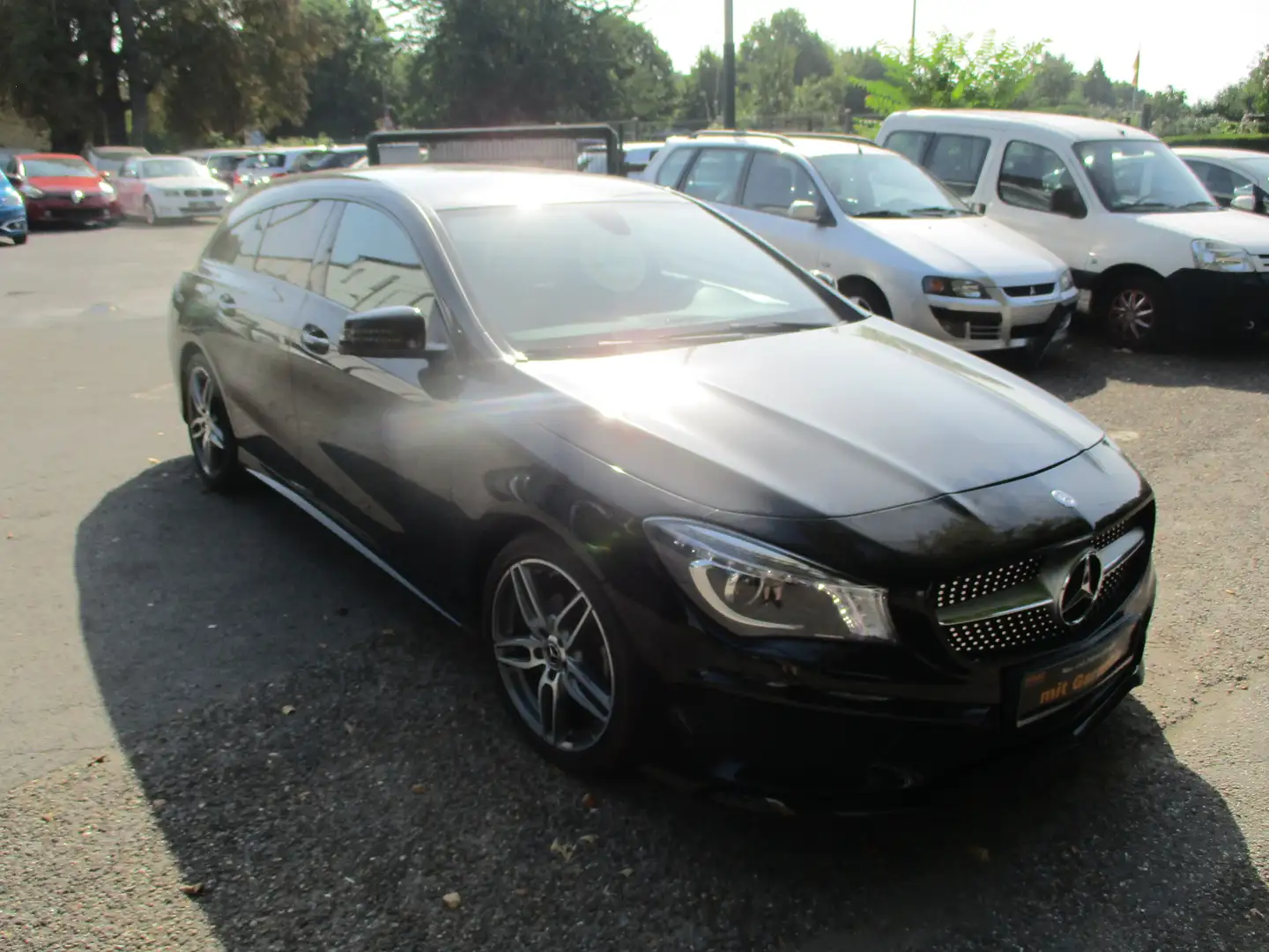 Mercedes-Benz CLA 200 CLA 200 (117.943) Schwarz - 1
