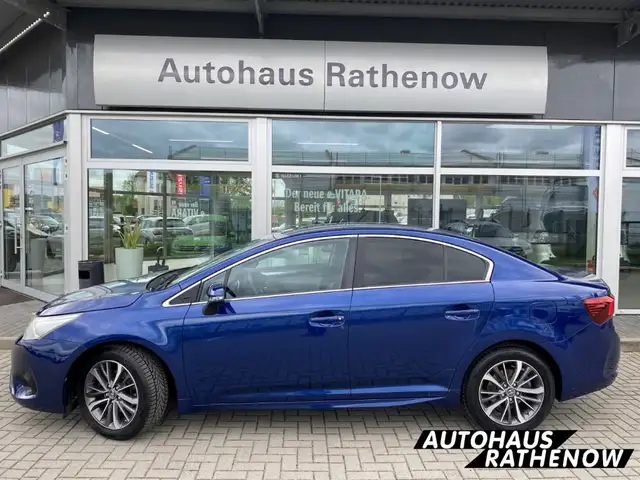 Toyota Avensis 1.8 VVT-i Business Edition Navi Kamera Tempomat Si