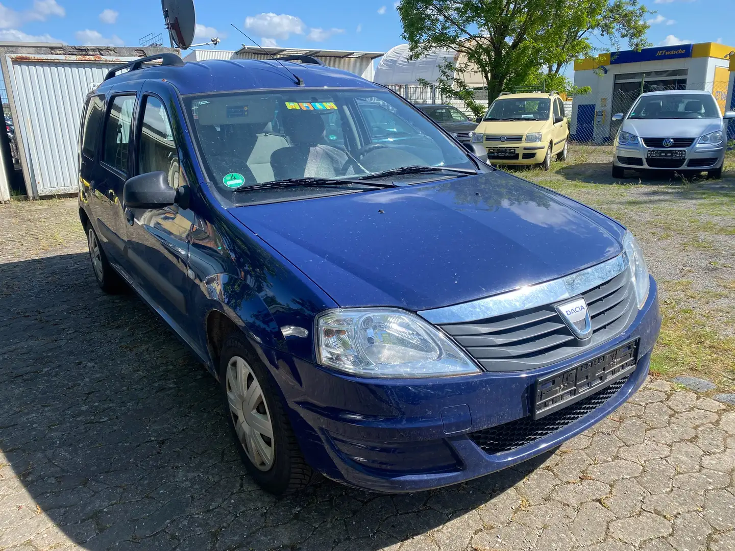 Dacia Logan Ambiance Blau - 2