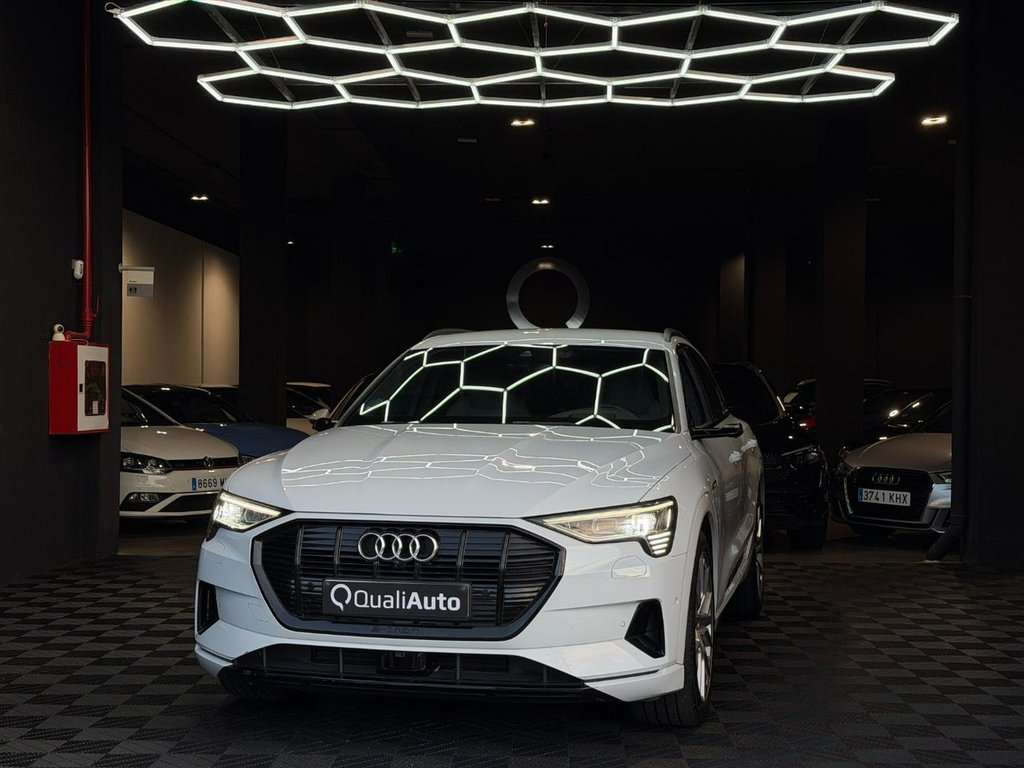 Audi e-tron 55 quattro Black line edition - foto 1
