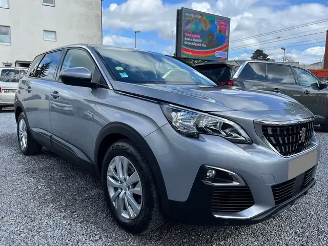 Peugeot 5008 1,5 BlueHDI EAT8  7-Sitzer