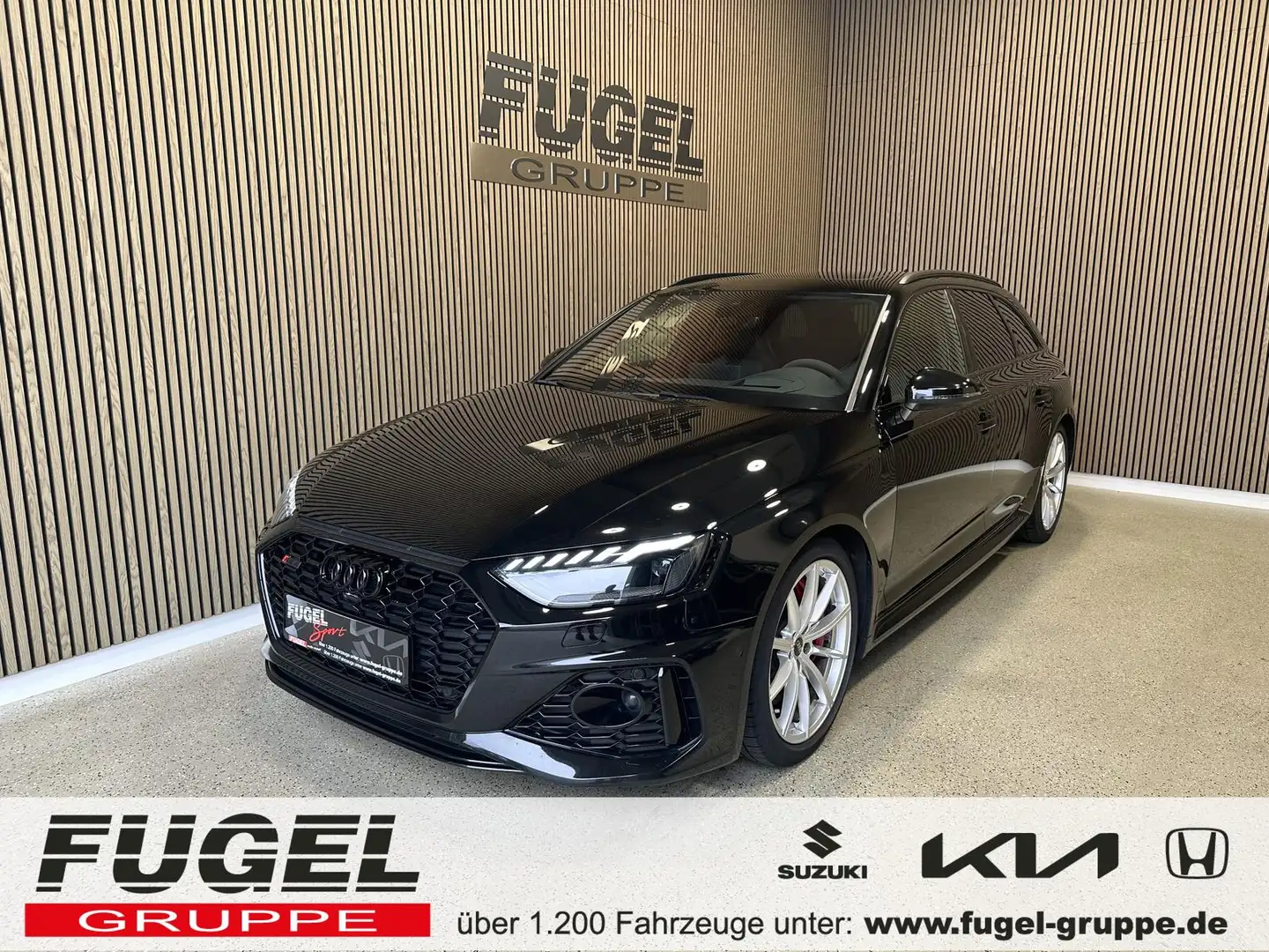 Audi RS4 2.9 TFSI quattro Dynamik|B&Q|Headup|Pano|360° Schwarz - 1