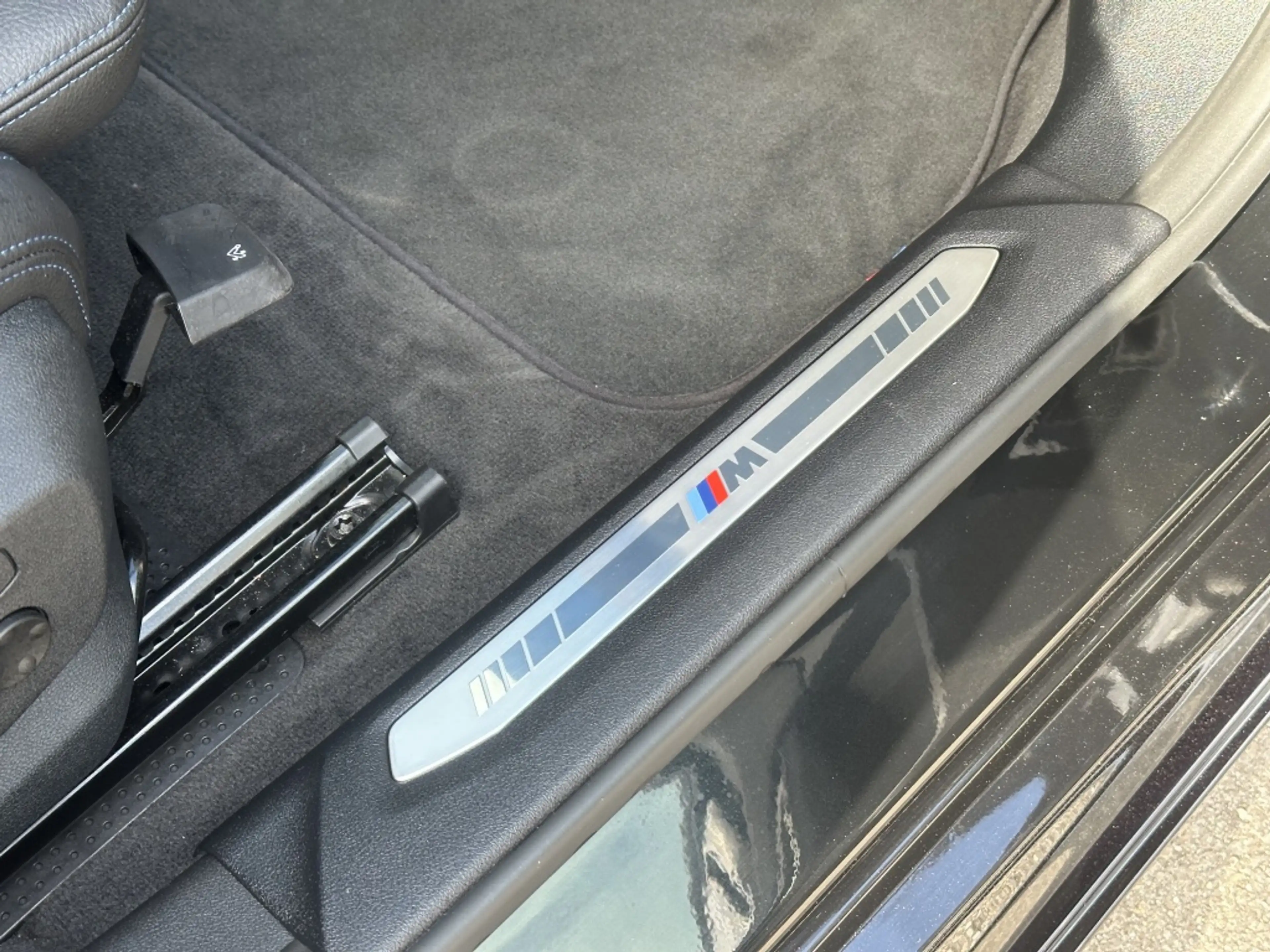 BMW 135 1-serie M135i xDrive High Executive — photo 34