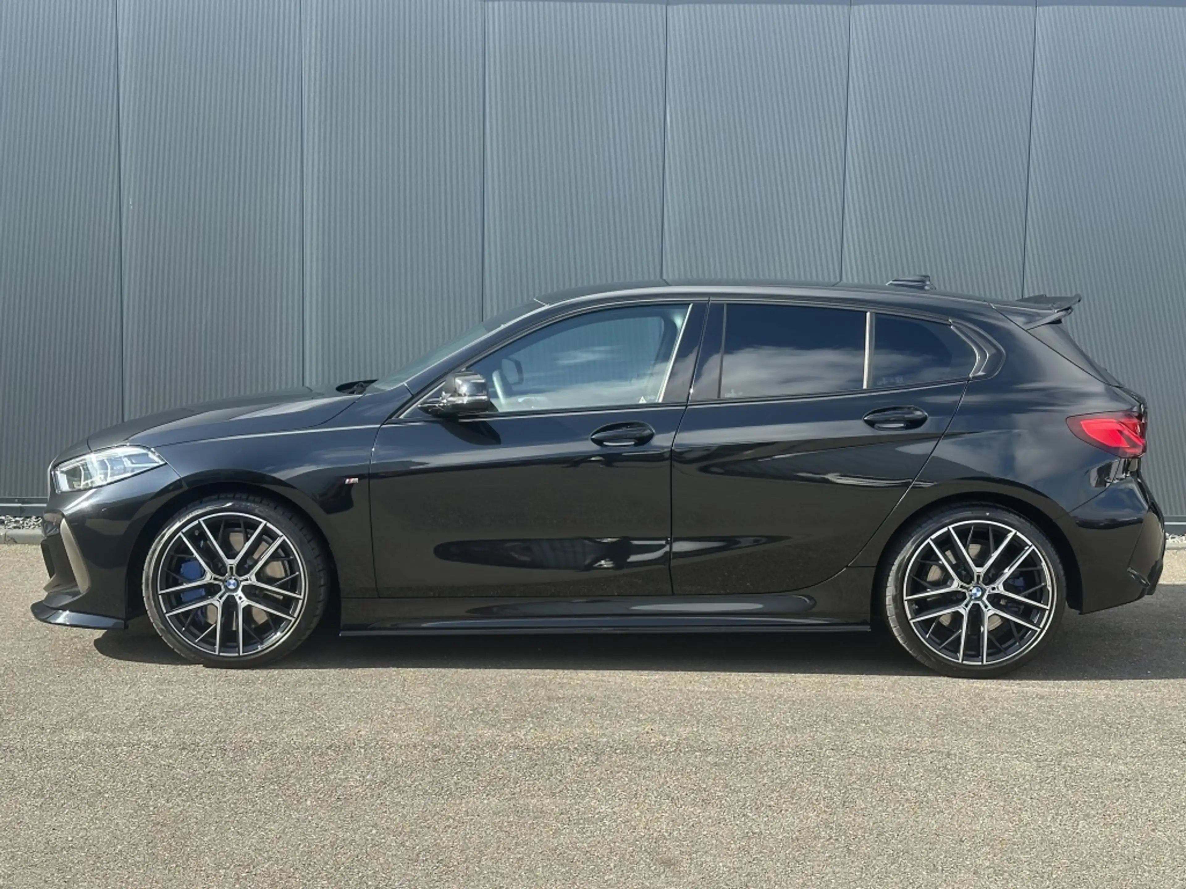 BMW 135 1-serie M135i xDrive High Executive — photo 9