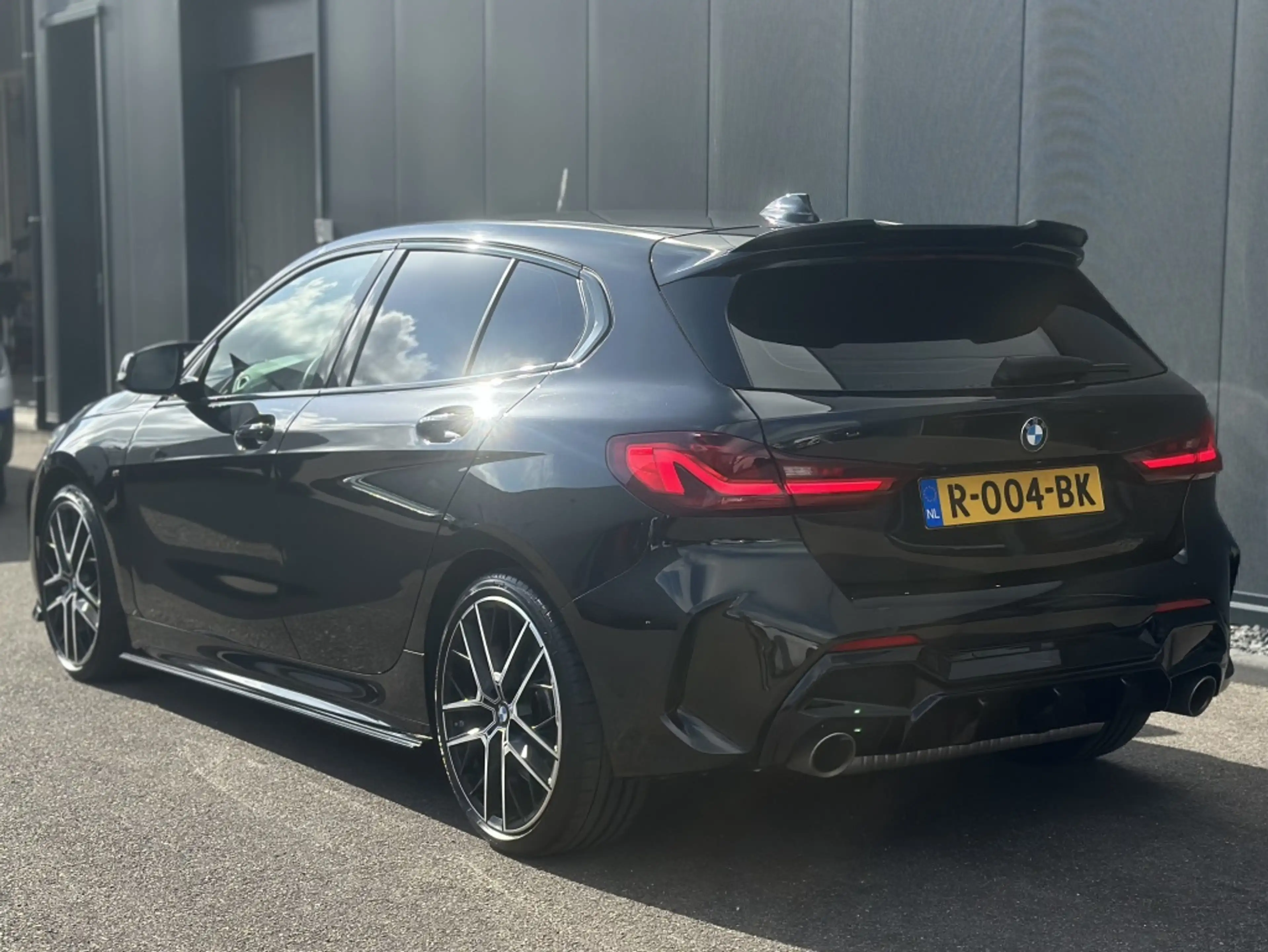 BMW 135 1-serie M135i xDrive High Executive — photo 6