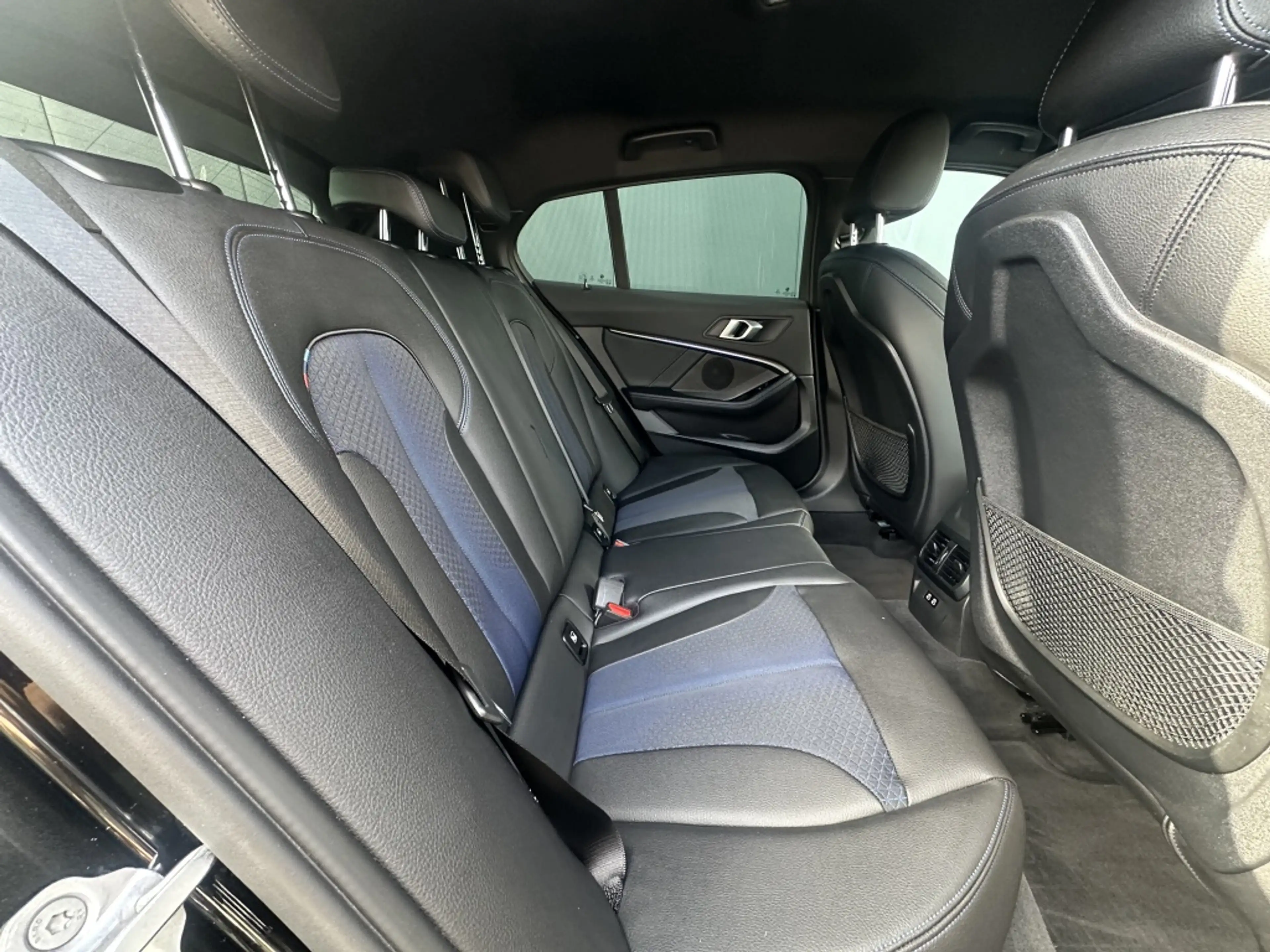 BMW 135 1-serie M135i xDrive High Executive — photo 24