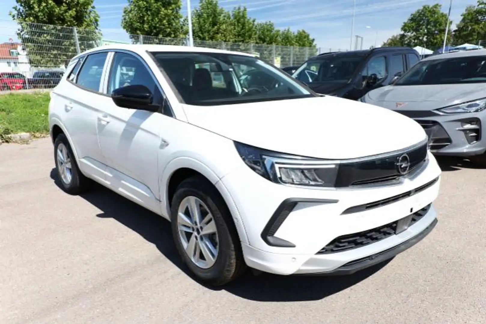 Opel Grandland 1.5 ecotec s&s 130cv at8 N1 Autocarro Weiß - 1