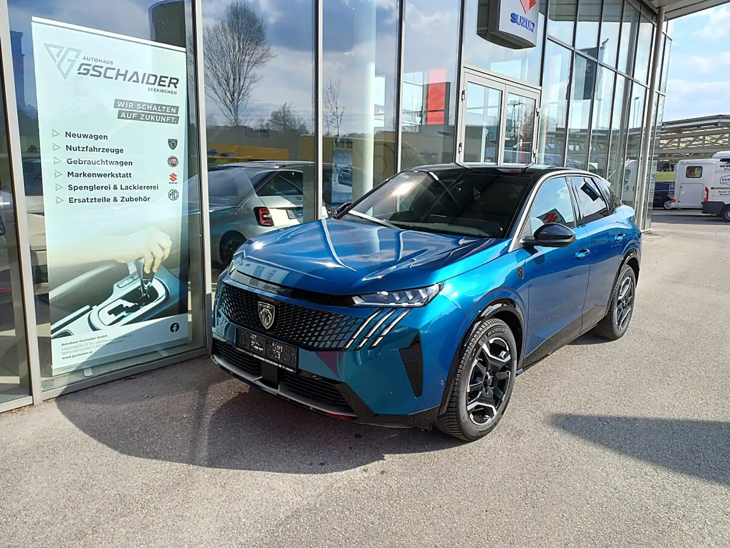 Peugeot 3008 GT Elektro 210 73kWh Blau - 1
