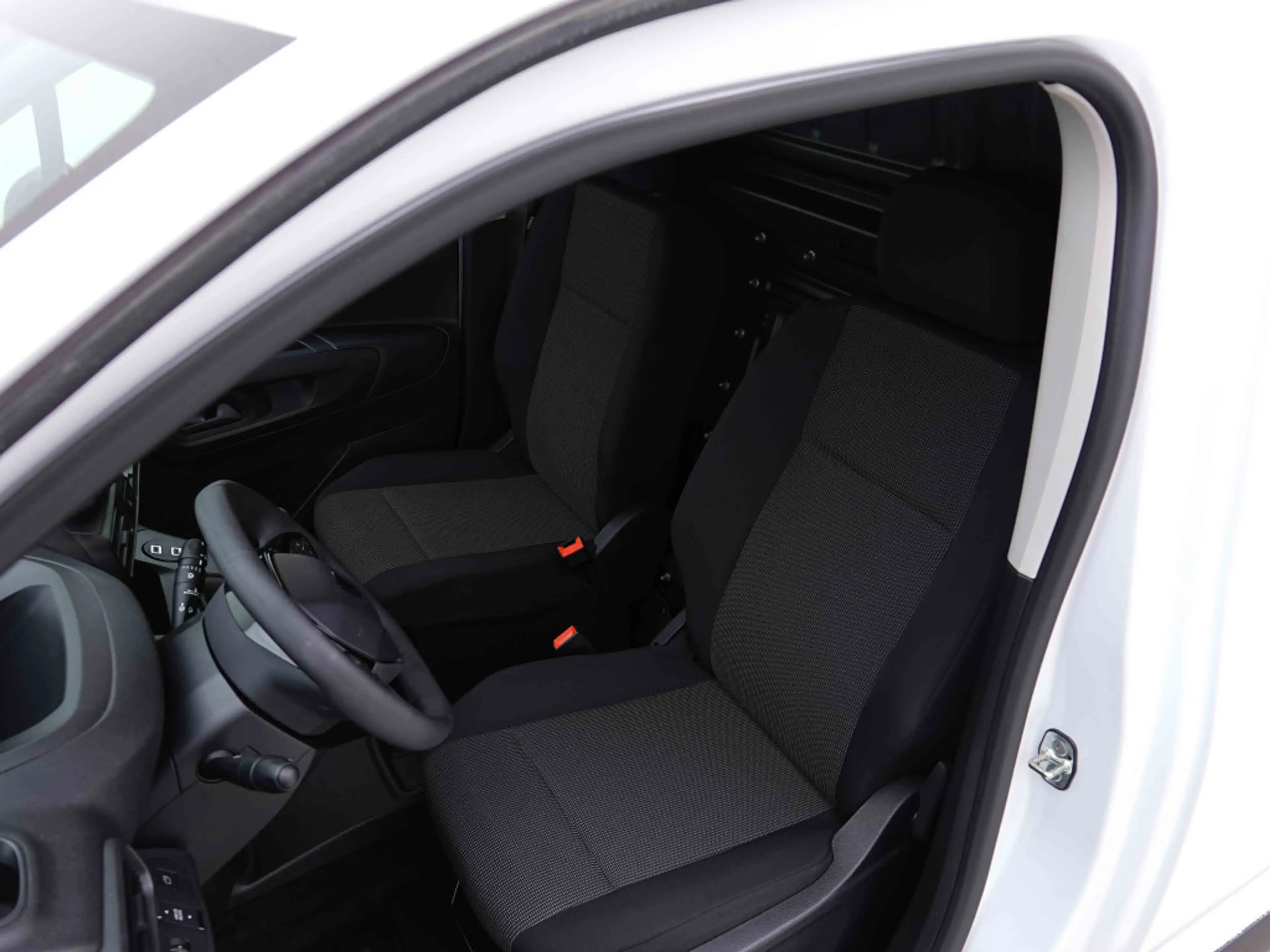 Peugeot Partner 1.5 BleuHDi 100 Standard | LED | Cruise Control — photo 9
