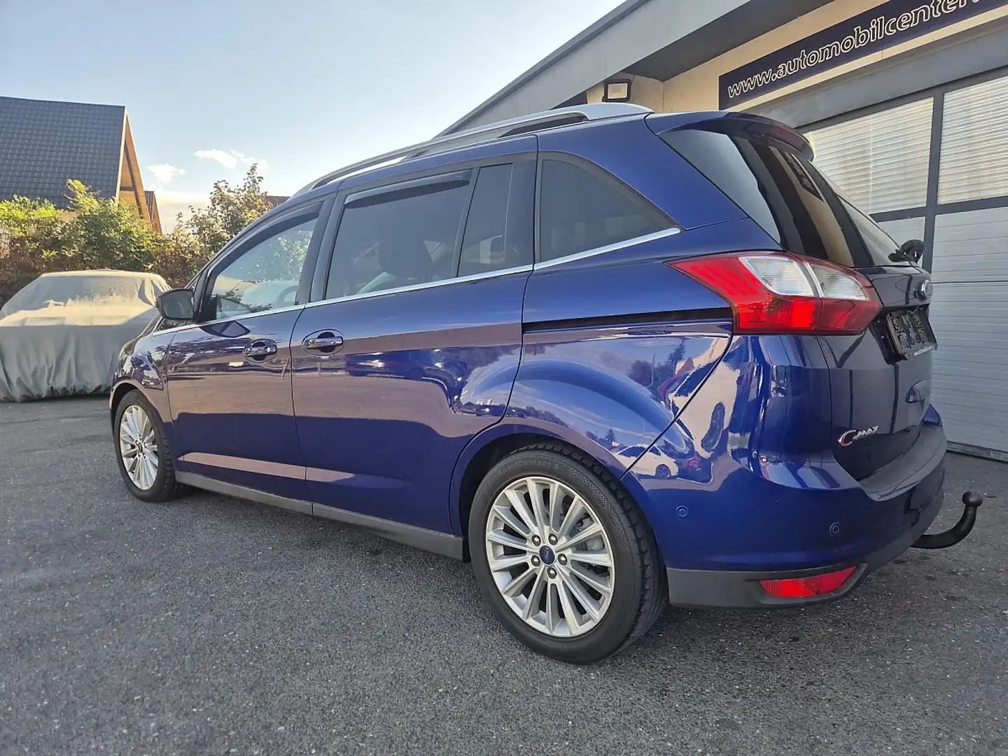 Ford Grand C-Max Grand C-MAX Titanium 2,0 TDCi Powershift Blau - 2