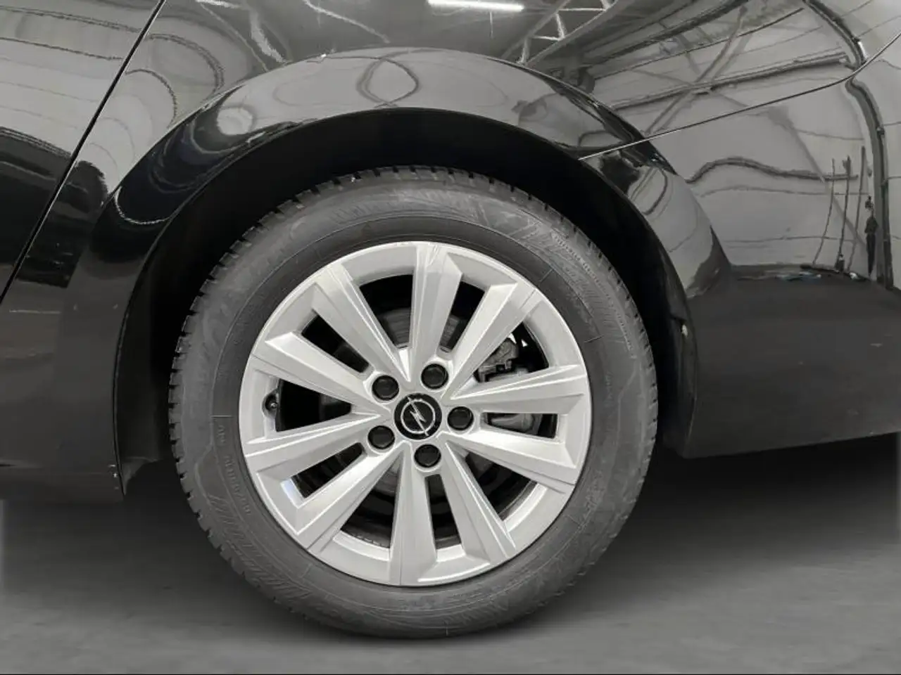 Opel Astra Edition 110pk 9