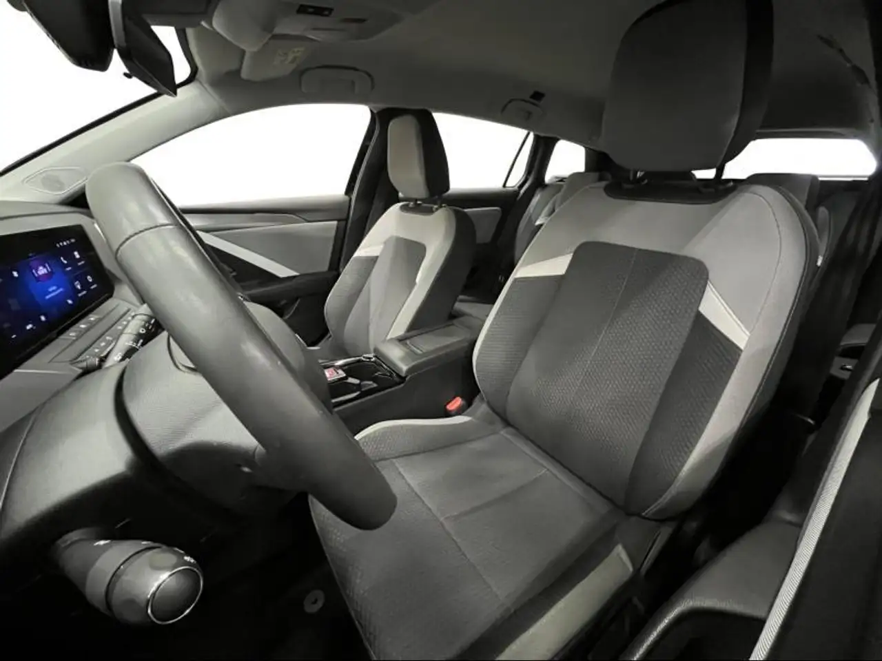 Opel Astra Edition 110pk 11