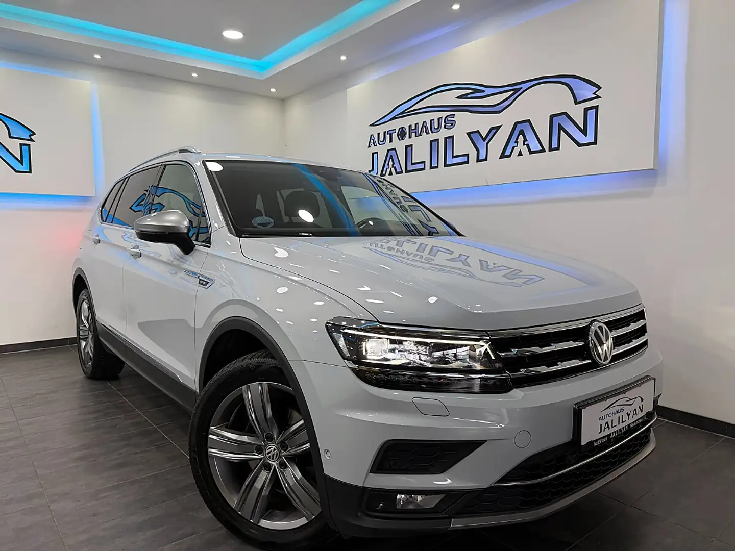 Volkswagen Tiguan Allspace Tiguan 2,0 TDI SCR Allspace Highline DSG 7 SITZ... Weiß - 1