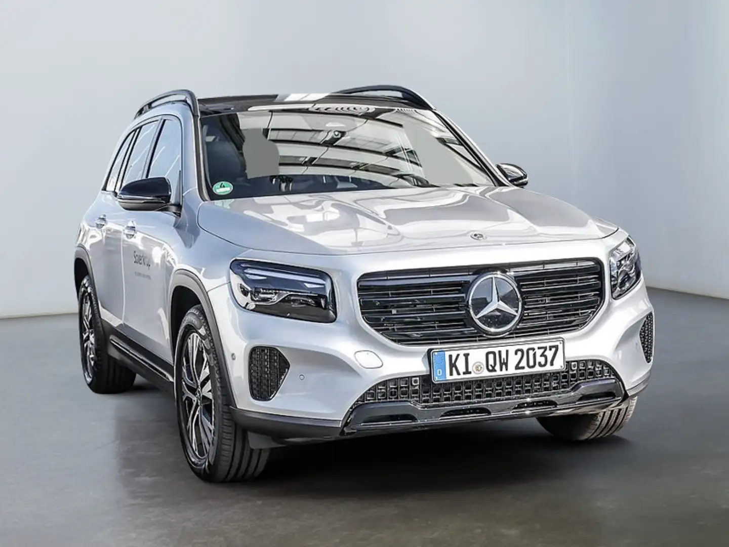 Mercedes-Benz GLB 200 d PROGRESSIVE NIGHT SPUR PANO AHK DISTR Silber - 2