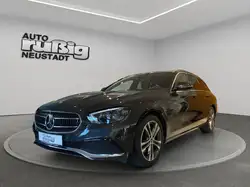 Mercedes-Benz E 220 AVANTGARDE *MULTIBEAM*BURMESTER*AHK*PANO*