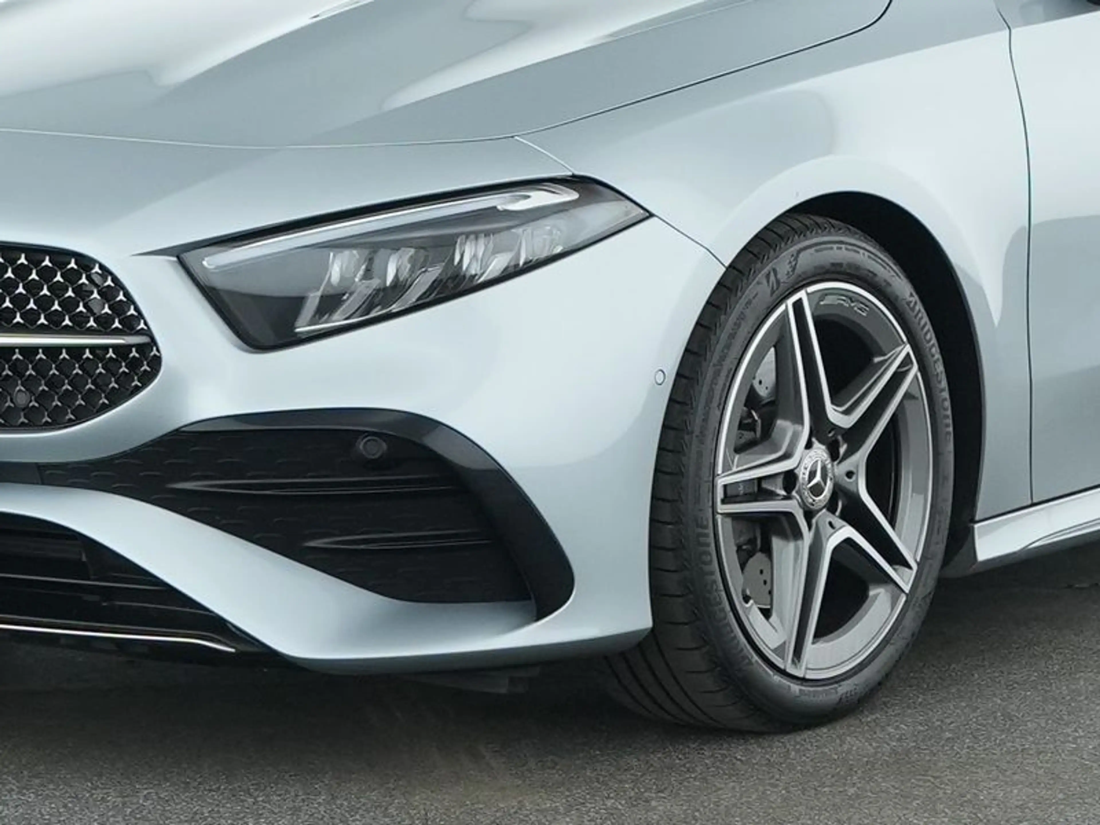 Mercedes-Benz A 220 d AMG-Sport/LED/Cam/Stdhz/Keyl/Ambiente/18 — photo 4