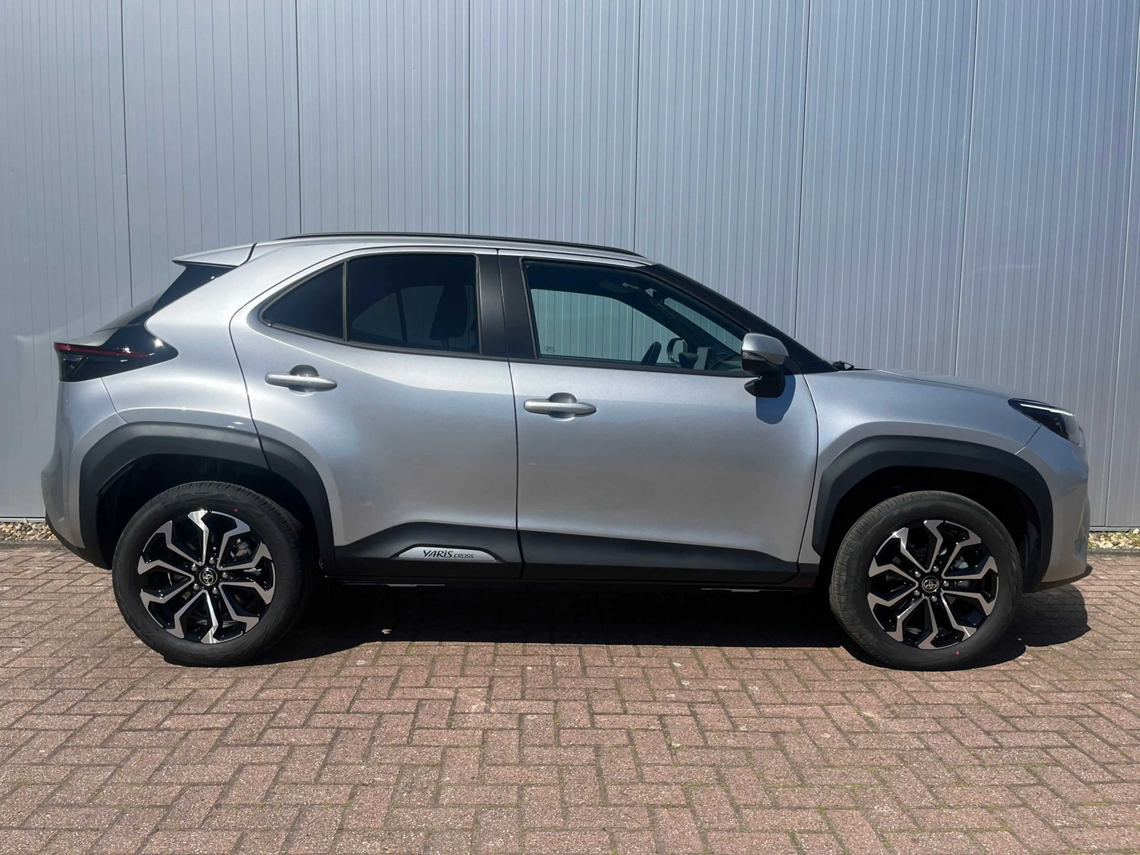 Toyota Yaris Cross 1.5 Hybrid 130 Dynamic | Trekhaak | Adaptive | LED — photo 8