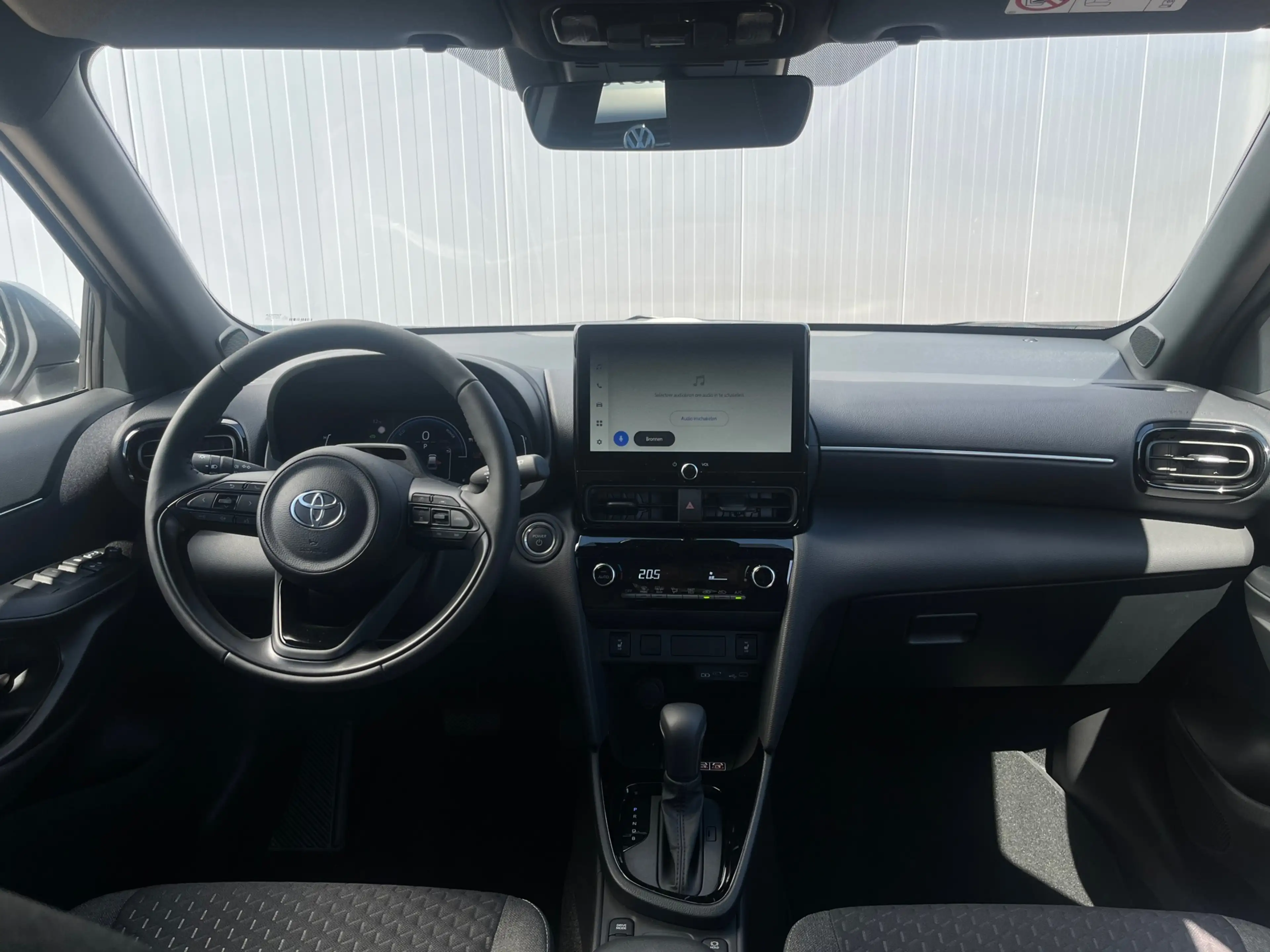 Toyota Yaris Cross 1.5 Hybrid 130 Dynamic | Trekhaak | Adaptive | LED — photo 4