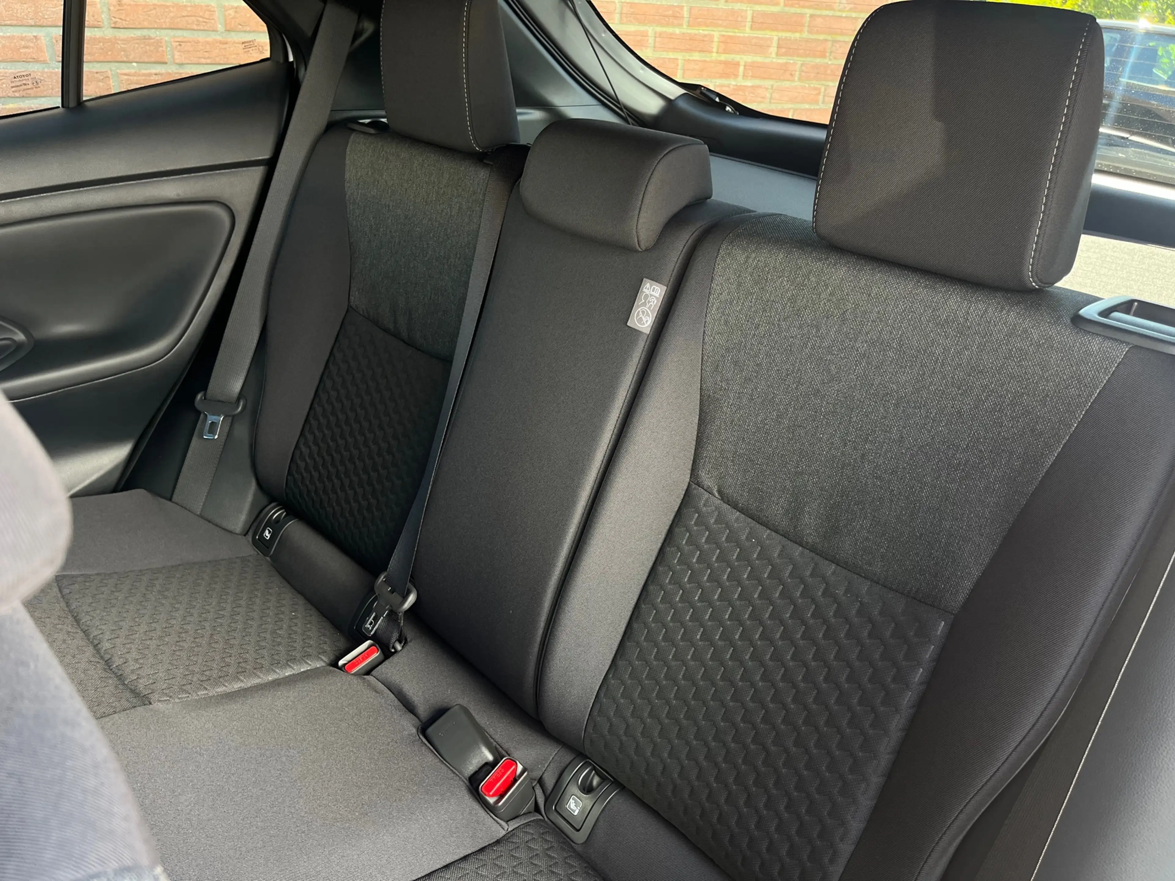 Toyota Yaris Cross 1.5 Hybrid 130 Dynamic | Trekhaak | Adaptive | LED — photo 45