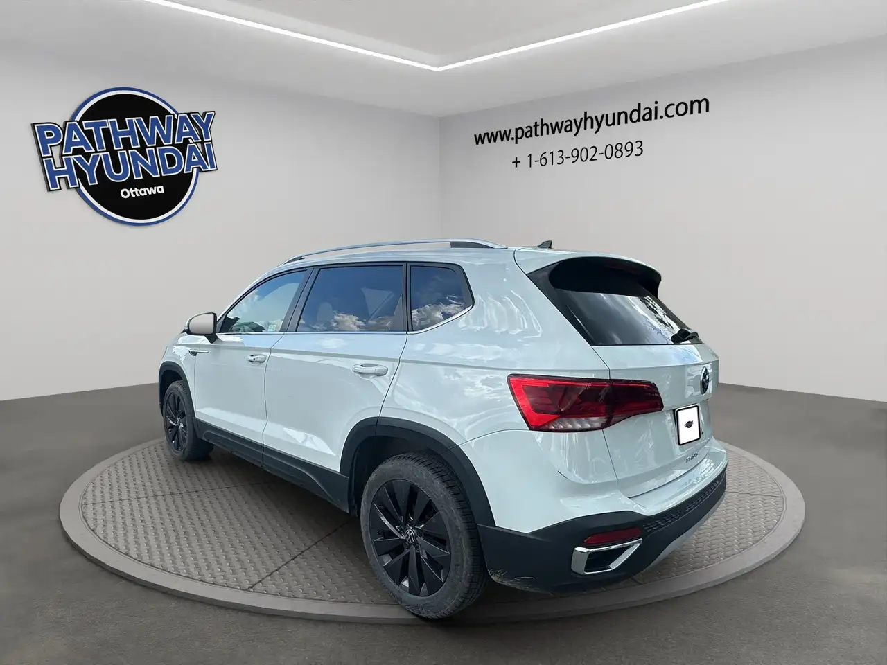 Volkswagen Taos снимка Volkswagen Taos