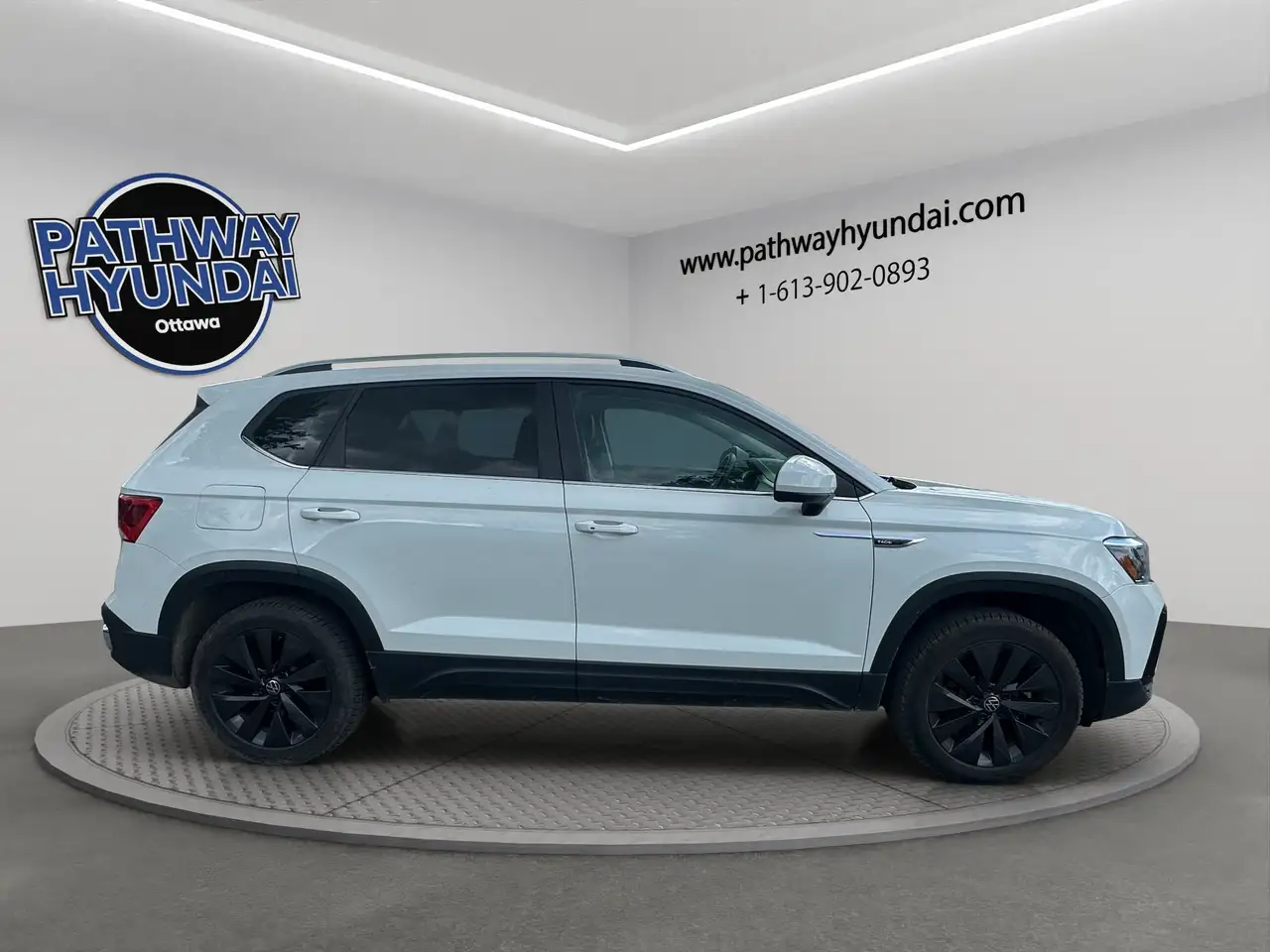 Volkswagen Taos снимка Volkswagen Taos