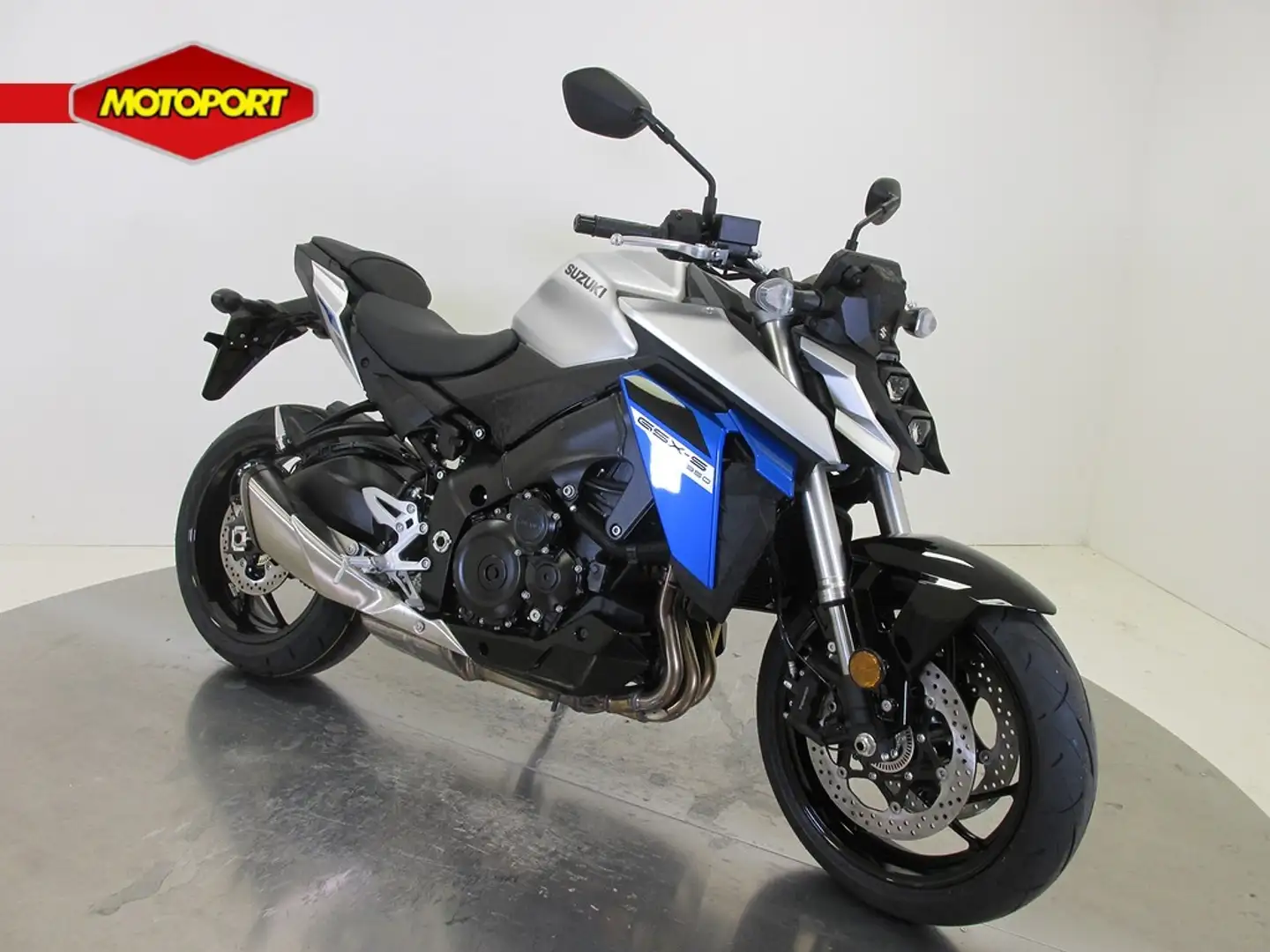 Suzuki GSX-S 950 GSX-S950 Zilver - 2