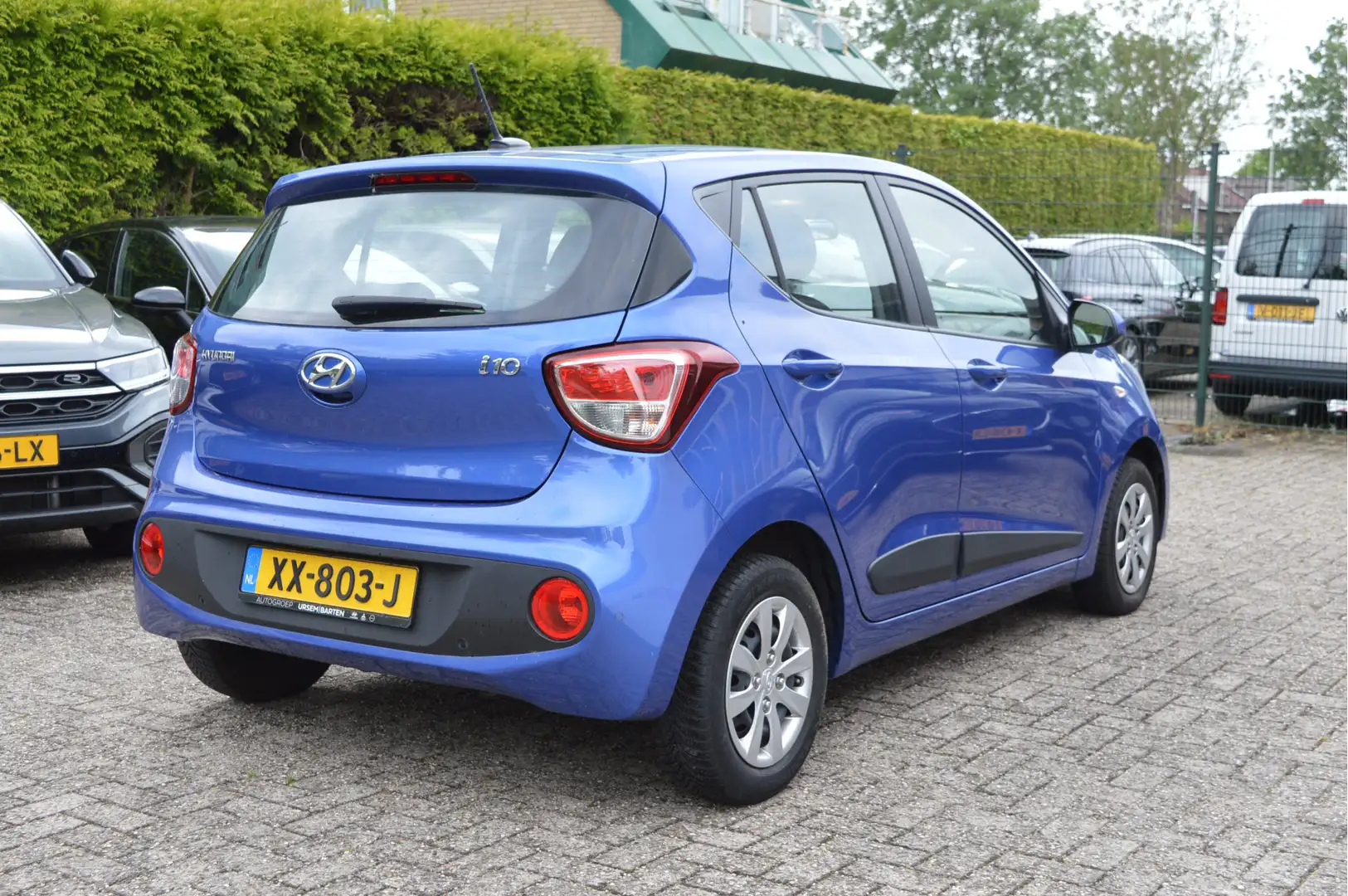 Hyundai i10 1.0i Comfort Nap / Apple/Android Blau - 2