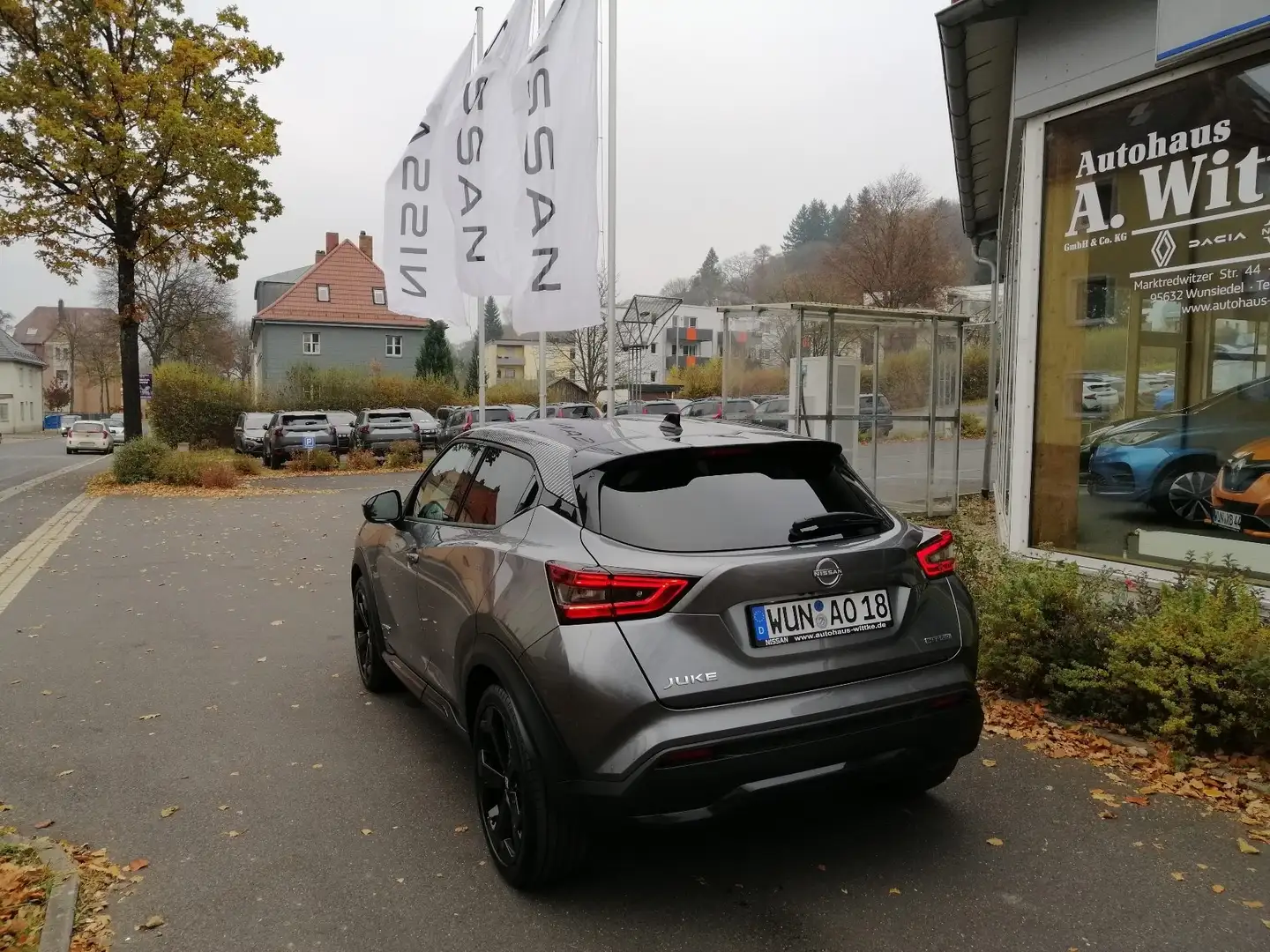Nissan Juke F16 Hybrid Premiere Edit. 1.6 143PS Noir - 2