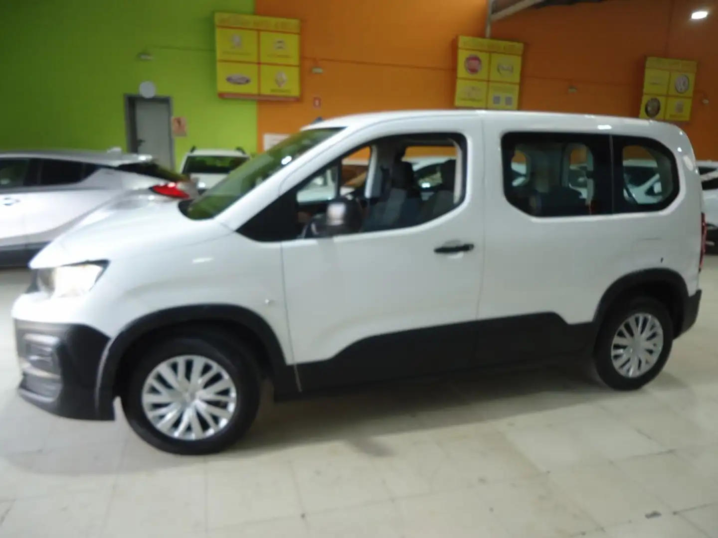 Peugeot Rifter 1.5BlueHDi S&S Standard Access 100 Blanco - 1