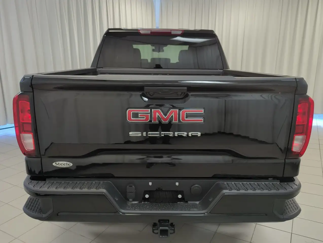 GMC Sierra 1500 photo GMC Sierra 1500