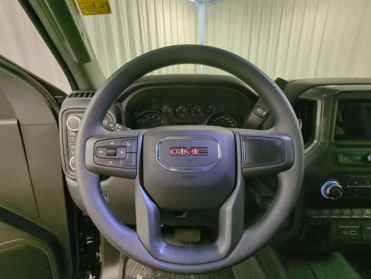 GMC Sierra 1500 photo GMC Sierra 1500