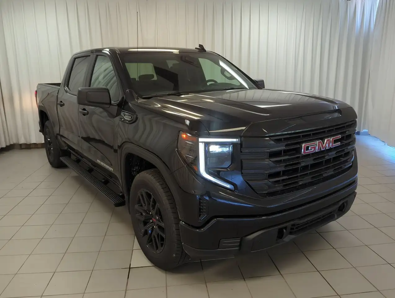 GMC Sierra 1500 photo GMC Sierra 1500