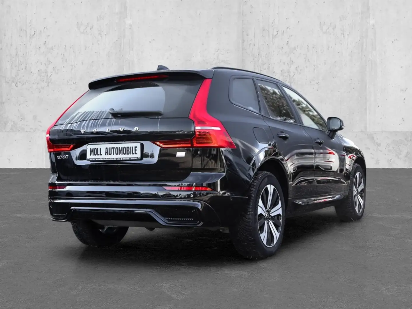 Volvo XC60 R Design Recharge Plug-In Hybrid AWD T6 Twin Engin Nero - 2