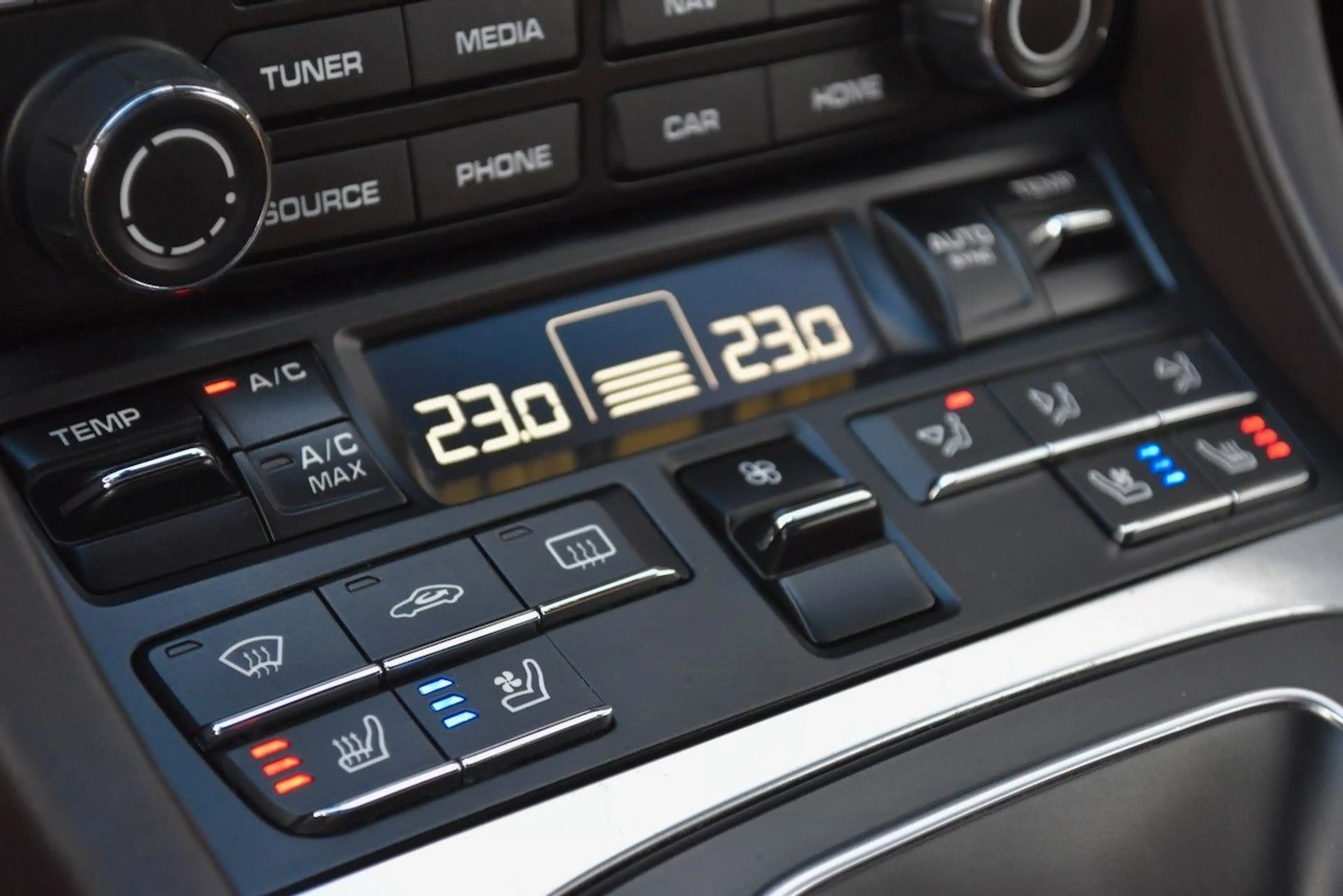Porsche 991 911 CARRERA 4S CABRIOLET BOSE KAMERA MEMORY PCM — photo 19