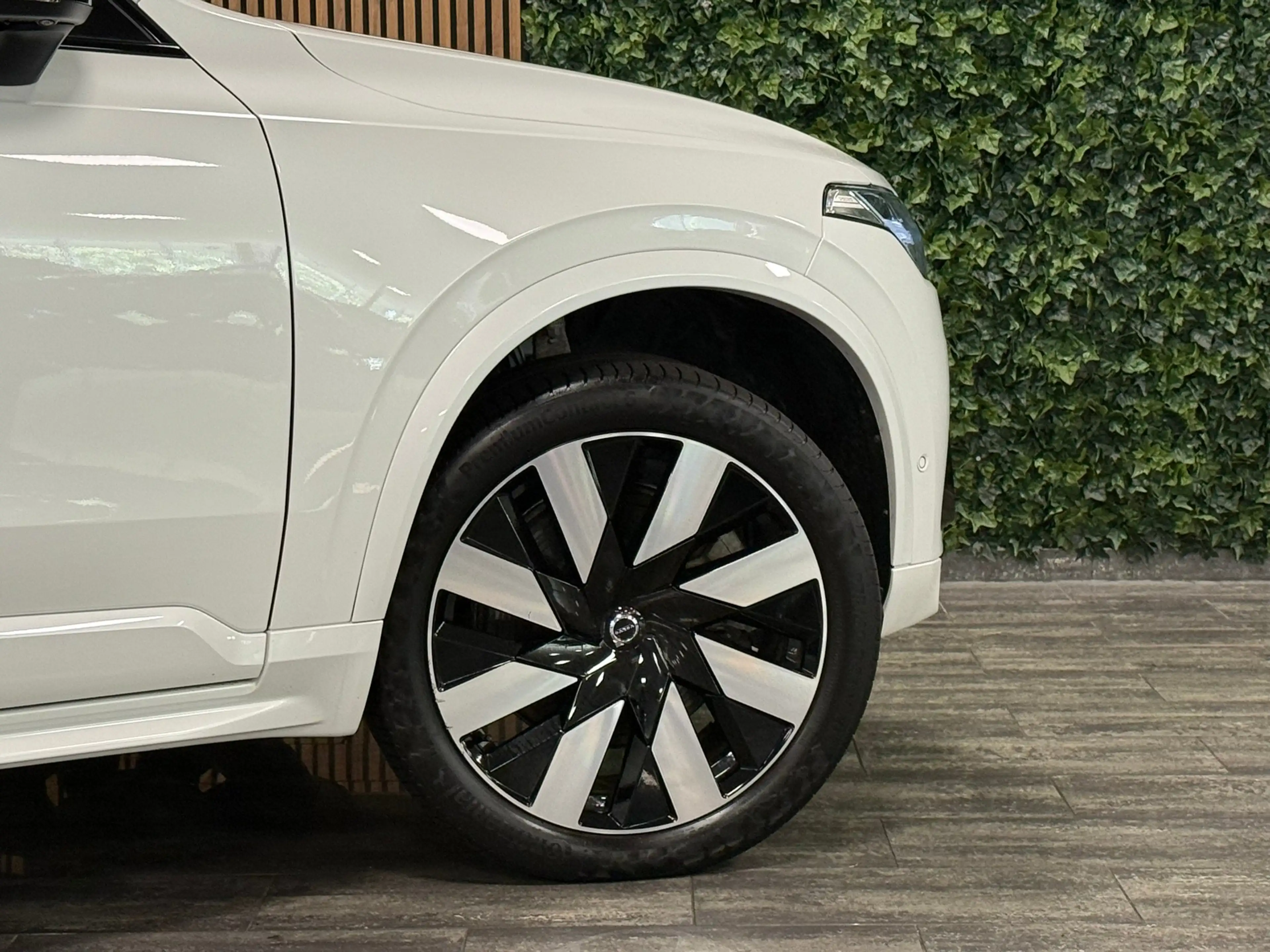 Volvo XC90 T8 AWD Recharge Plus Dark | 360 Camera | Harman Ka — photo 4