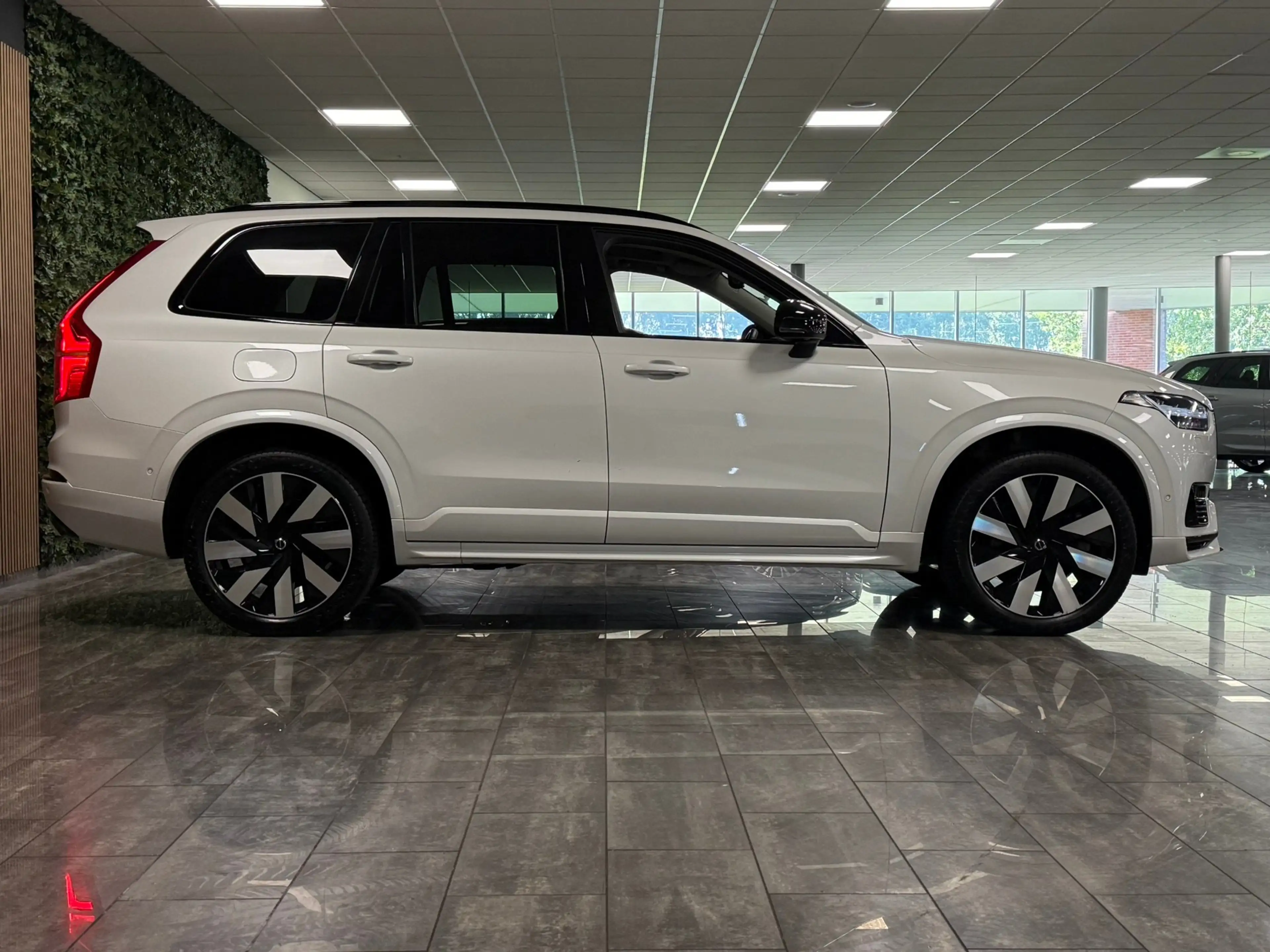 Volvo XC90 T8 AWD Recharge Plus Dark | 360 Camera | Harman Ka — photo 8