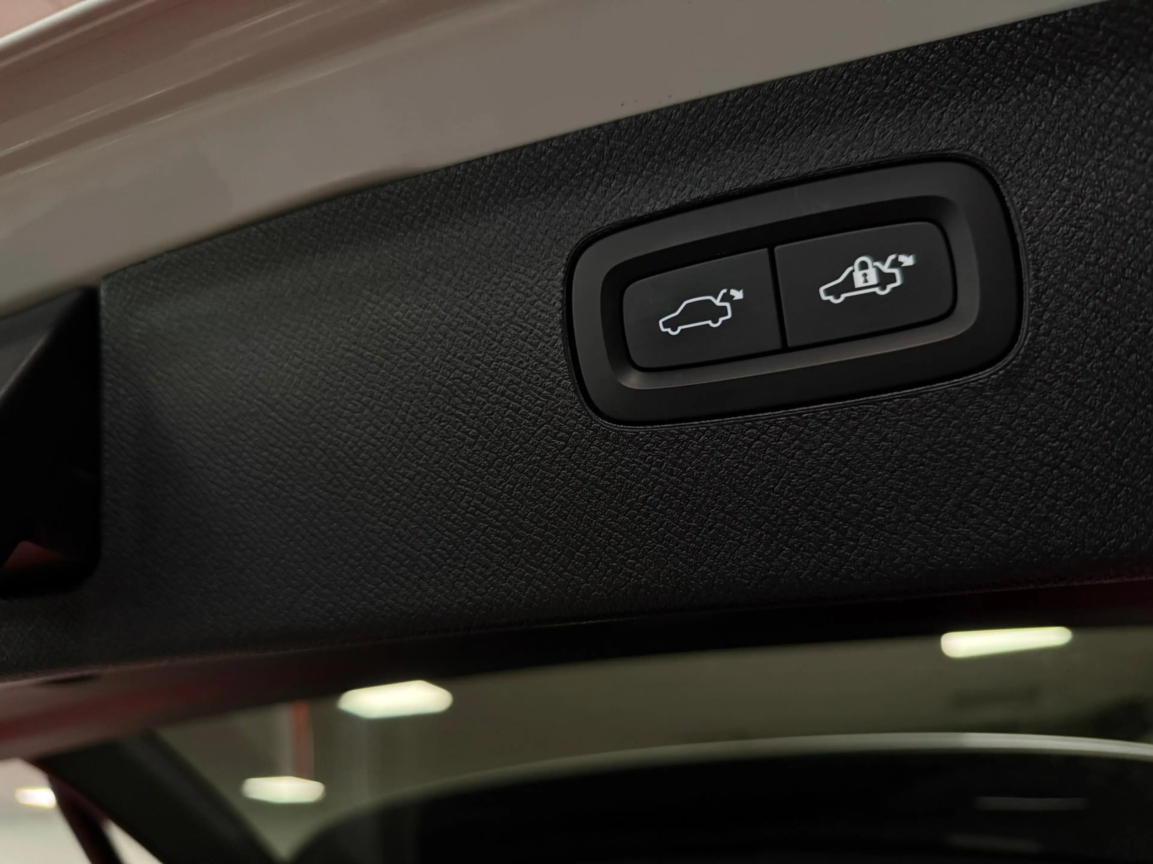 Volvo XC90 T8 AWD Recharge Plus Dark | 360 Camera | Harman Ka — photo 12